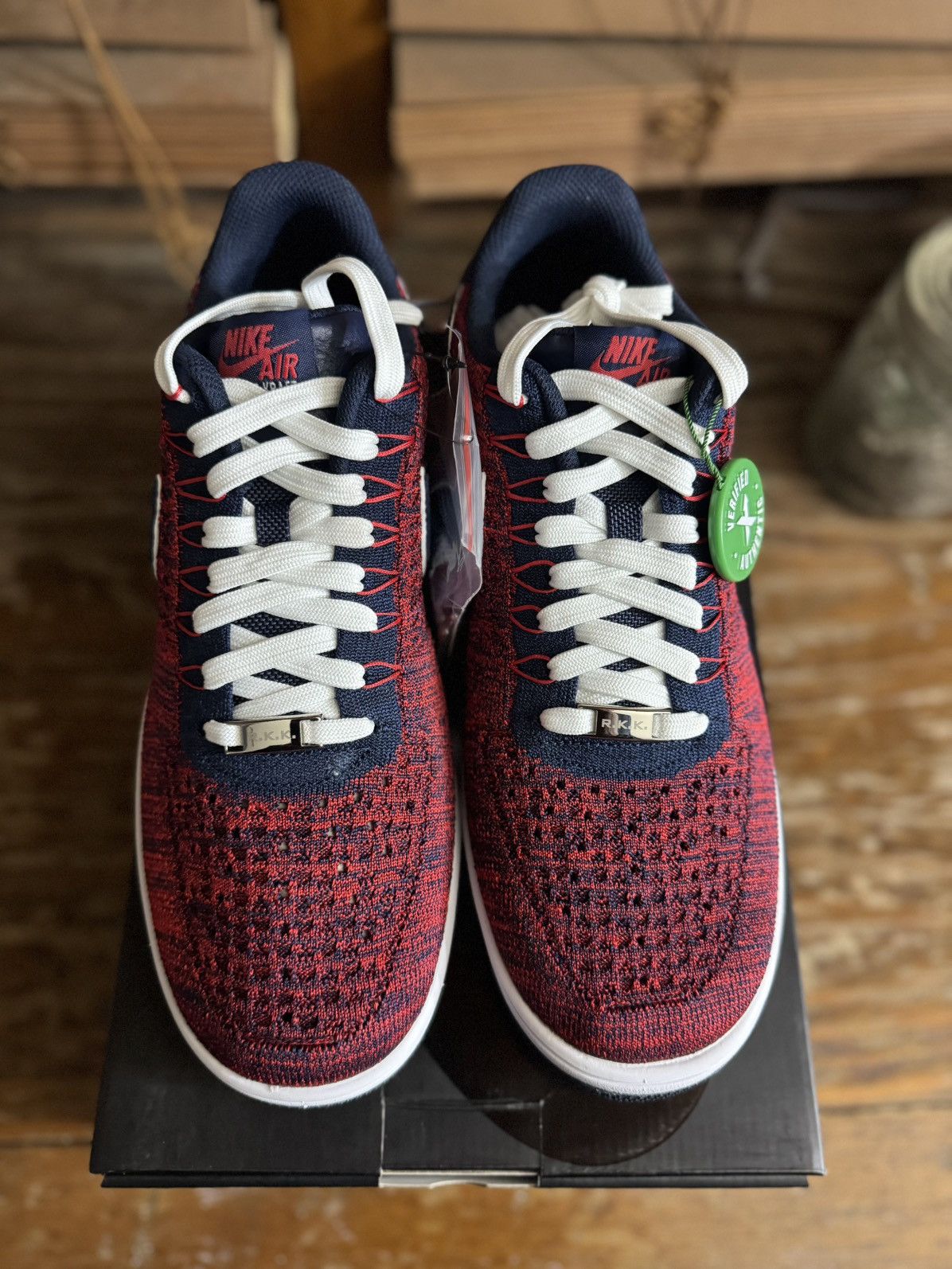 Nike Nike MEN'S Air Force 1 Flynit Size US 11 / EU 44 - 4 Thumbnail