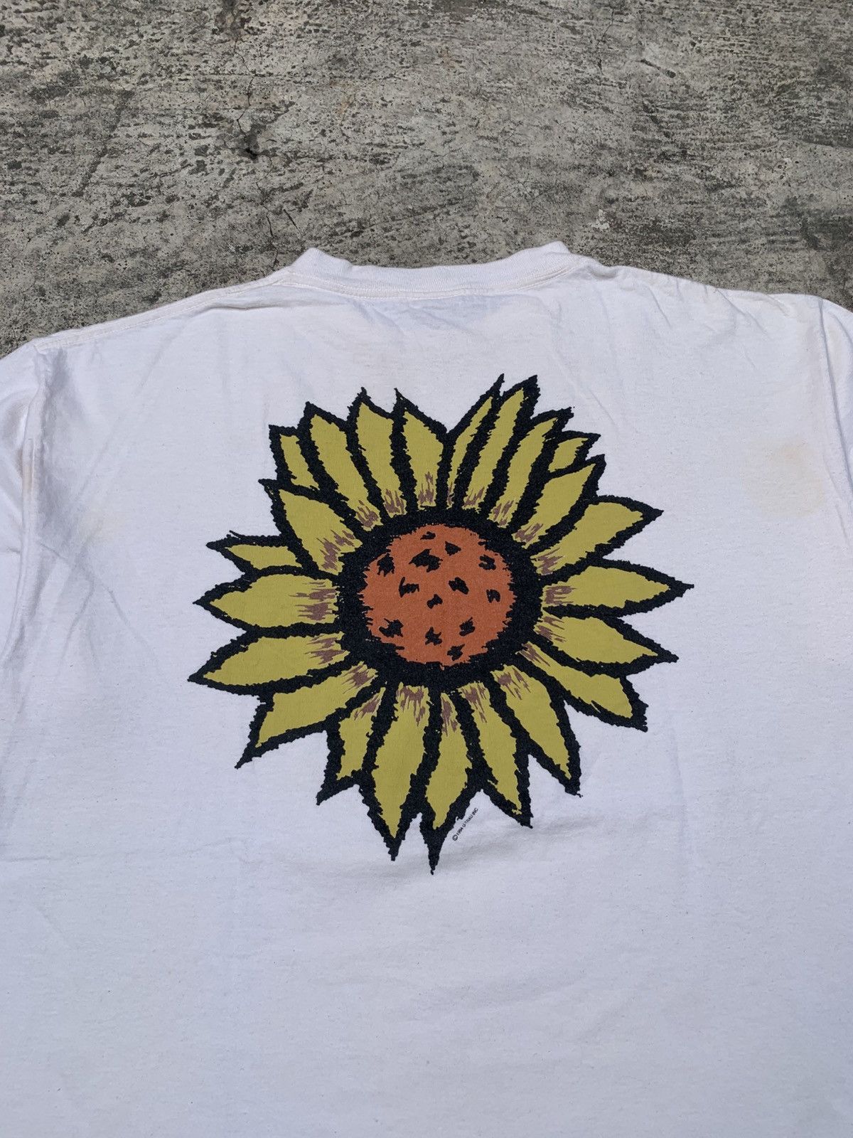 Hanes Vintage 1994's shippensburg university sunflower tee Size US XL / EU 56 / 4 - 3 Thumbnail
