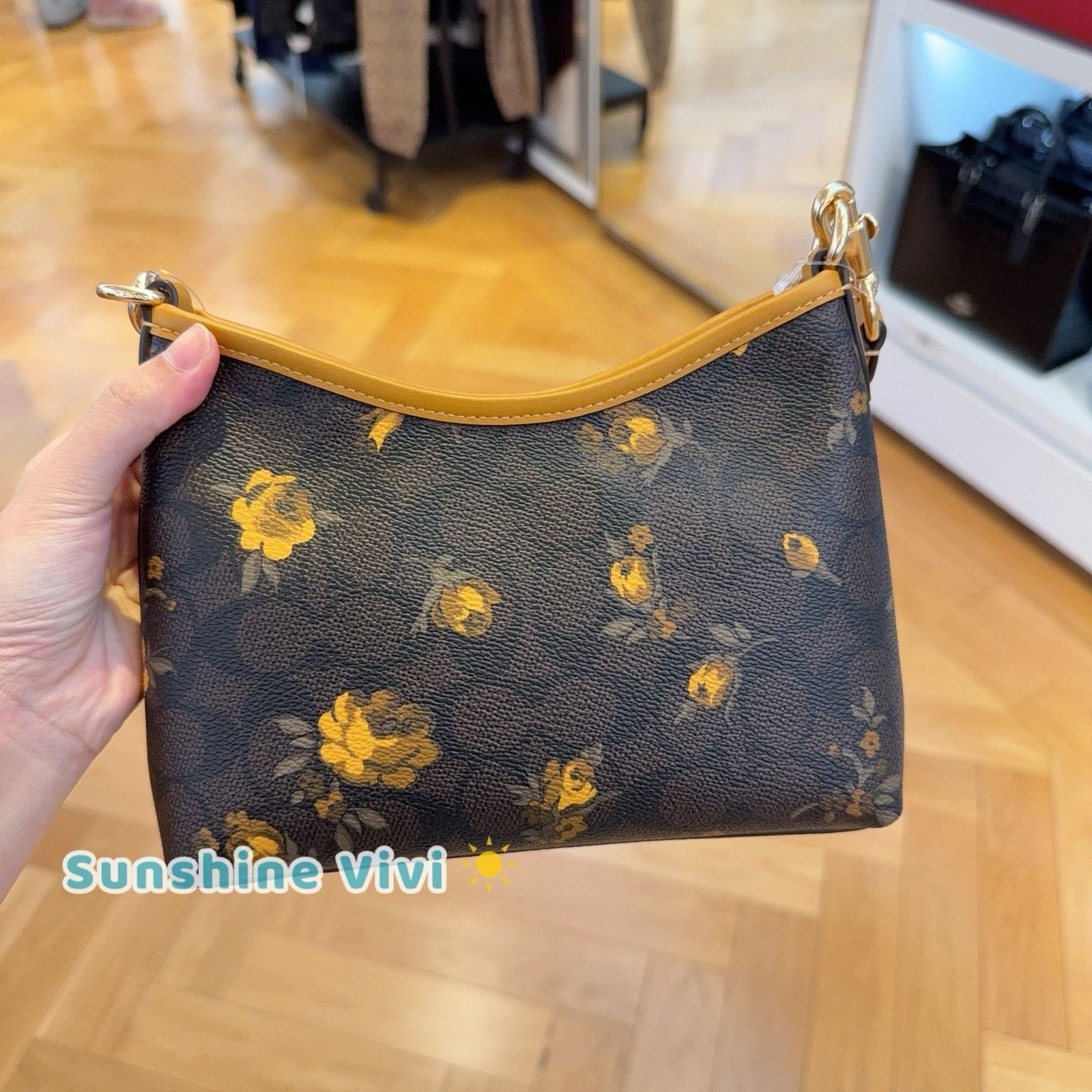 NWT Coach Laurel Small Shoulder Bag With Floral CCF17 Yellow