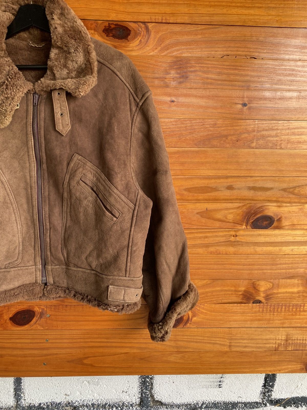 Vintage Vintage NEWS 1985 Shearling Aviator Jacket Brown Faux Suede Size US M / EU 48-50 / 2 - 6 Thumbnail