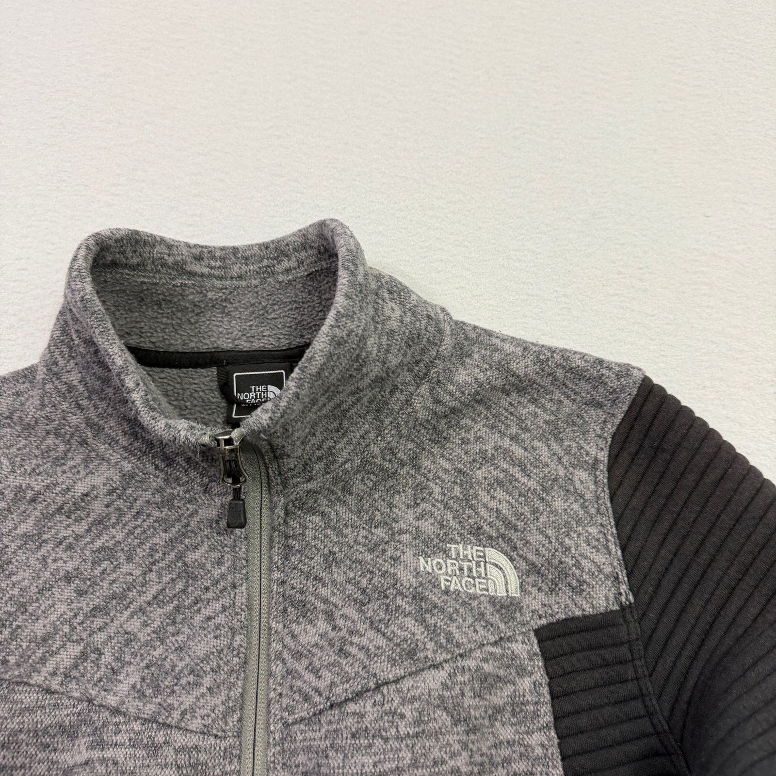 The North Face The North Face Jacket Women's Medium Gray Black Full Zip Size M / US 6-8 / IT 42-44 - 3 Thumbnail