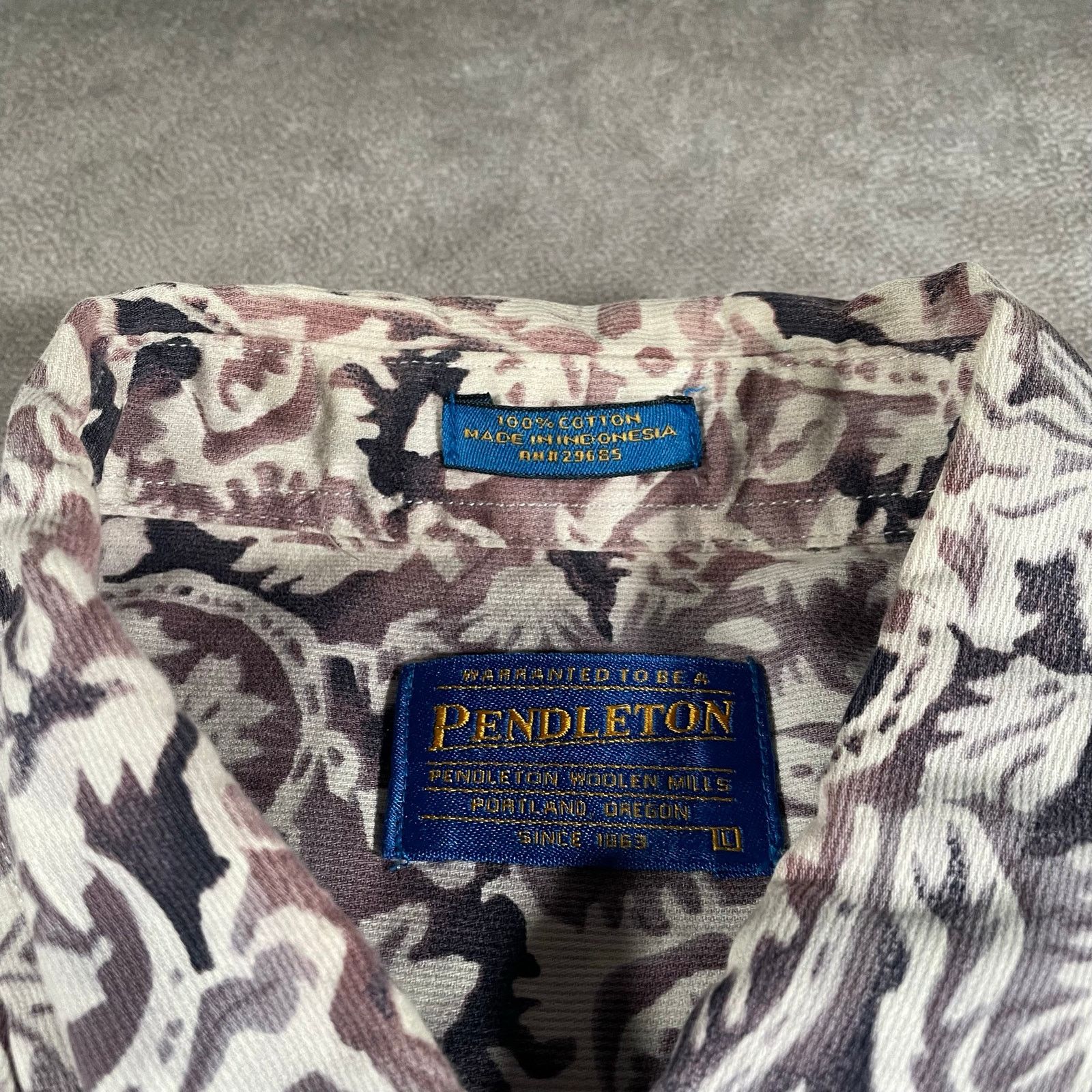 Pendleton Pendleton White Button Down Corduroy Floral Hawaiian Large Size US L / EU 52-54 / 3 - 4 Thumbnail