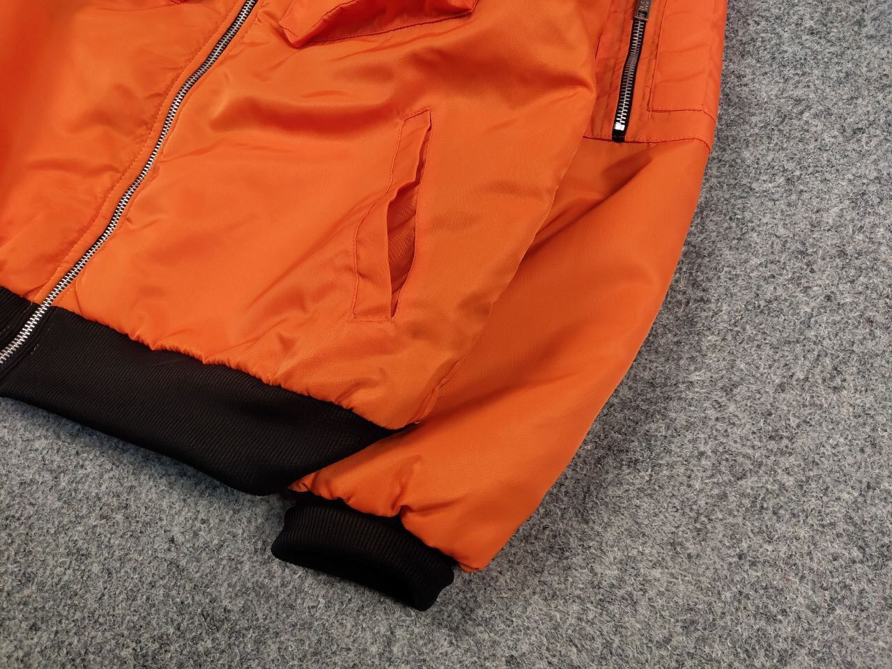 Japanese Brand Vintage Japan Style Orange Pocket Bomber Jacket Y2K Style Size US M / EU 48-50 / 2 - 5 Thumbnail