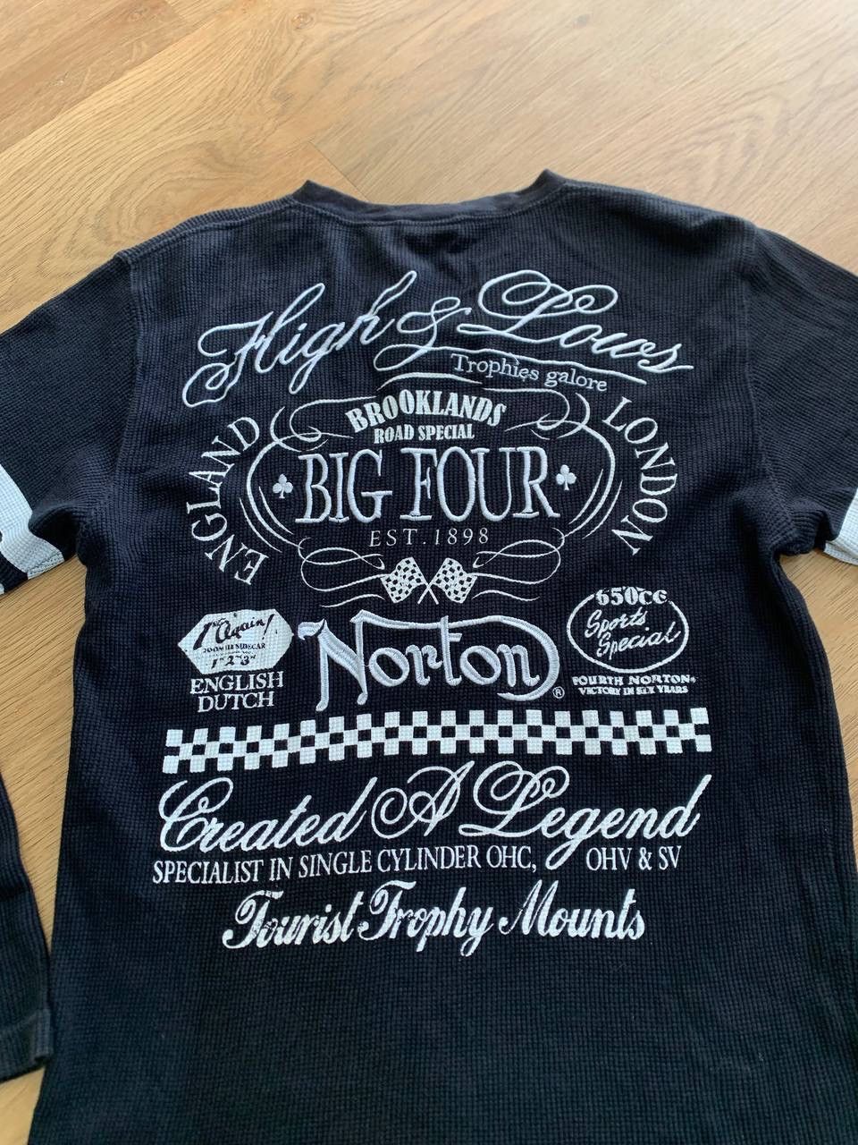 Indian Motorcycle × Norton Norton Motorcycles Longsleeve Size US XL / EU 56 / 4 - 7 Thumbnail