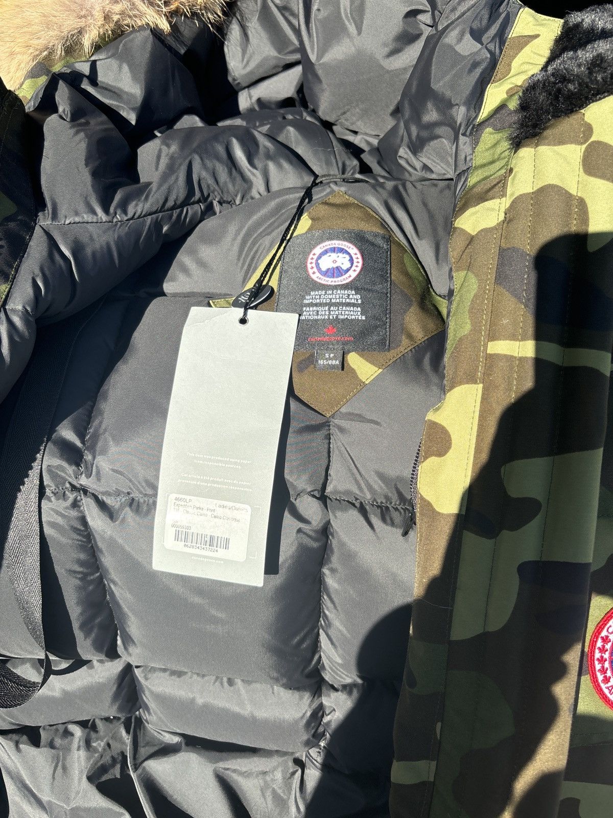 Canada Goose Canada Goose Women's Montebello Parka Fur Hood Classic Camo Size S / US 4 / IT 40 - 3 Thumbnail