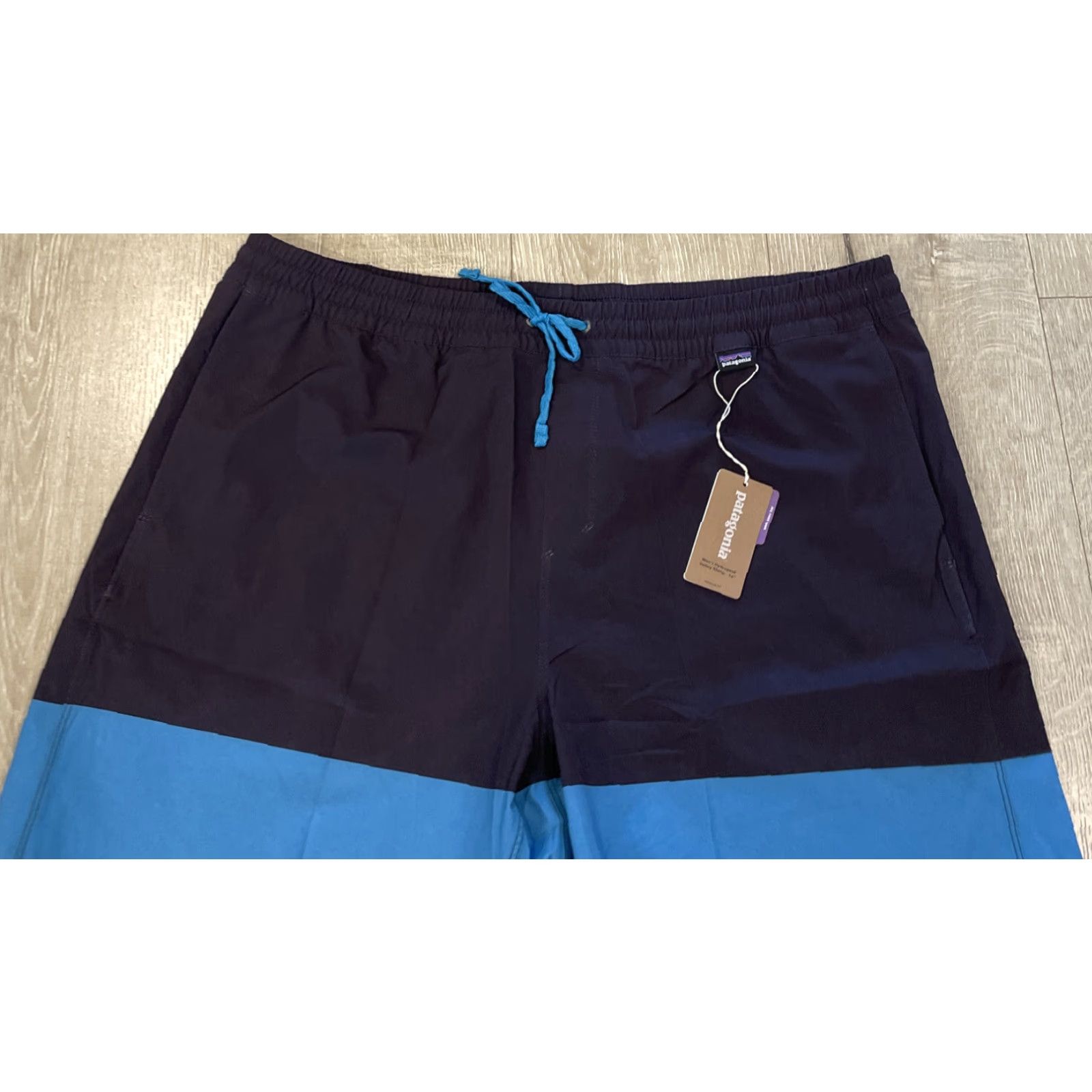 Patagonia Bottom Volley Shorts Colorblock Drawstring XL 16” Men Navy Multicolor