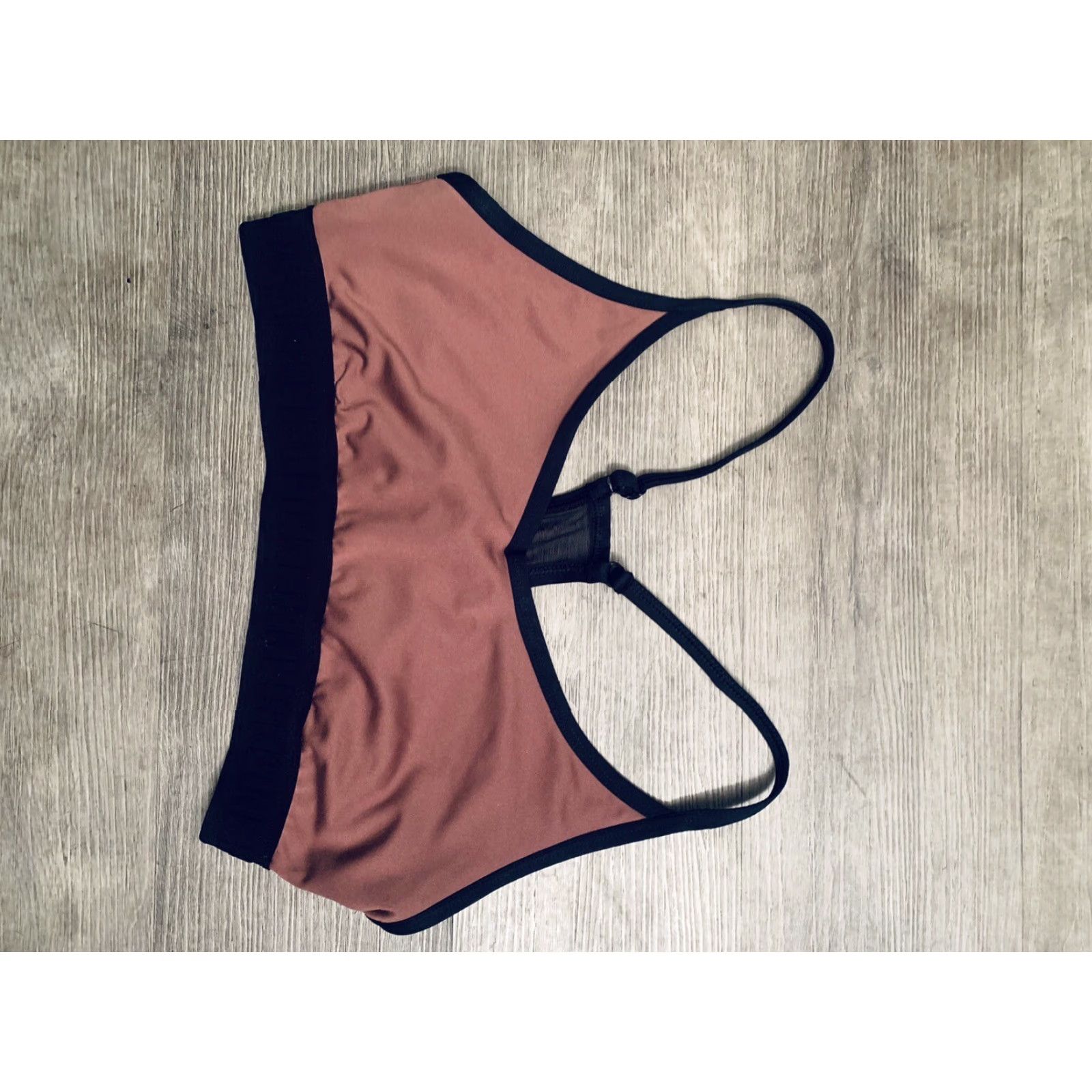 Pinko PINK Victoria's Secret Sports Bra Women L Large Pink Rose Ultimate Lightly Lined Crossback Wireless Activewear Size ONE SIZE - 2 Thumbnail