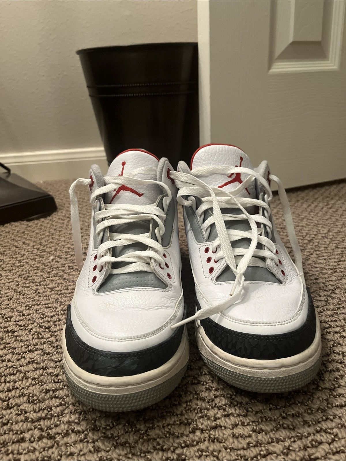 Jordan Brand × Nike Air Jordan 3 Retro ‘Fire Red’ Size US 9.5 / EU 42-43 - 1 Thumbnail