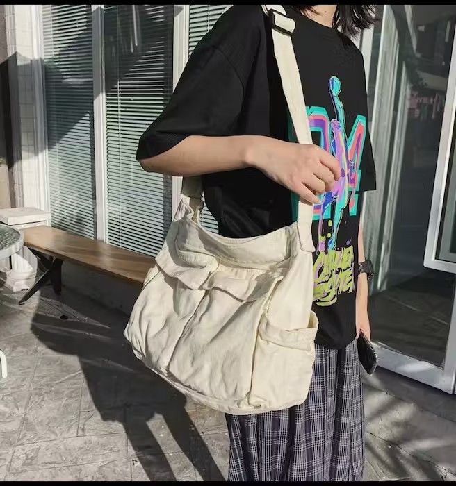 Japanese Brand Simple Many Pockets Canvas Shoulder Bag Size ONE SIZE - 1 Thumbnail