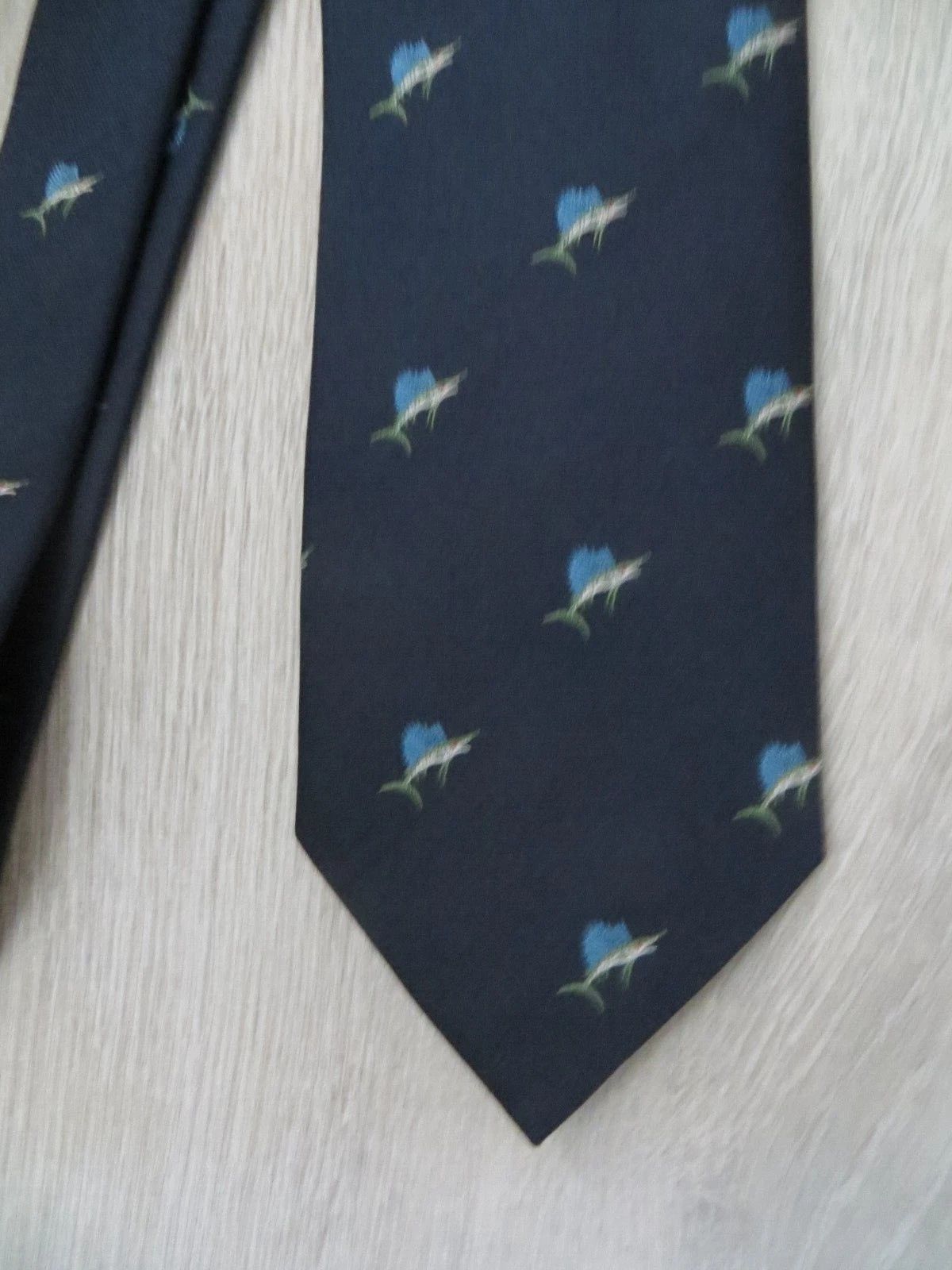 Drake's EMBROIDERED FISH SILK TIE Size ONE SIZE - 2 Thumbnail