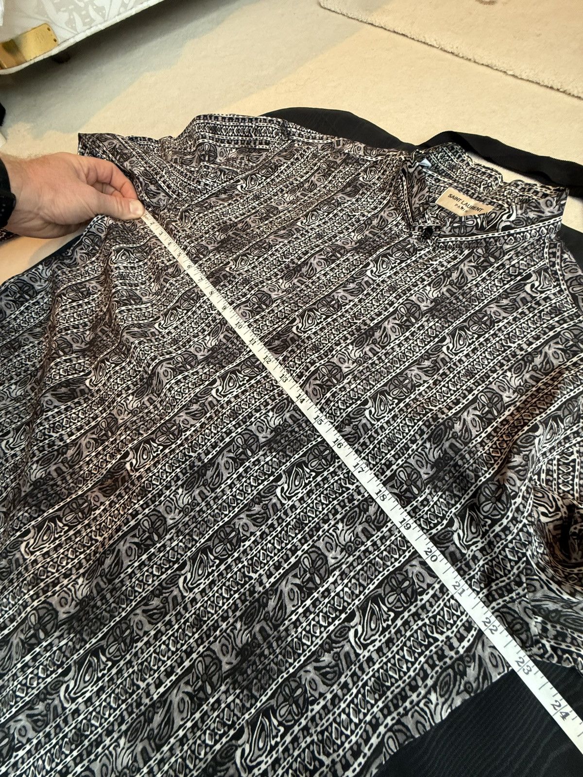 Saint Laurent Paris SS18 Saint Laurent silk henley clover shirt floral paisley Size US L / EU 52-54 / 3 - 5 Thumbnail