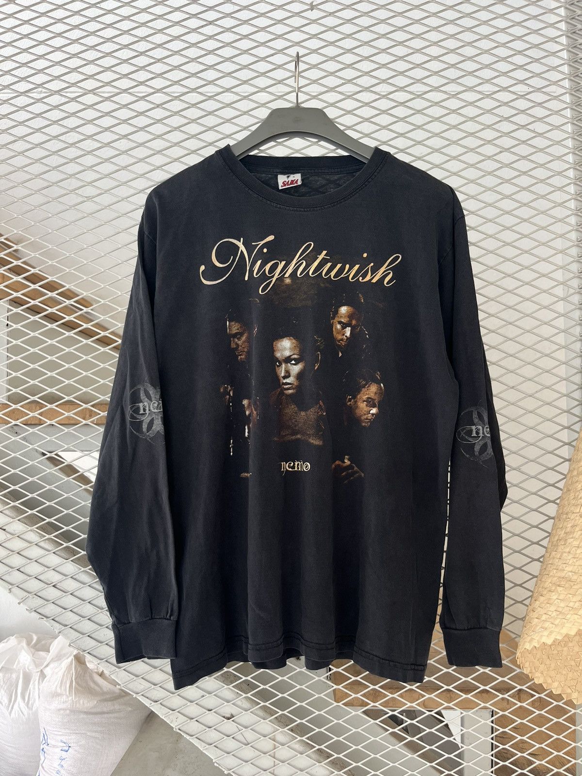 Band Tees × Vintage Vintage Nightwish Nemo One of The Lost Ones 2004’s Tshirt Size US L / EU 52-54 / 3 - 2 Thumbnail