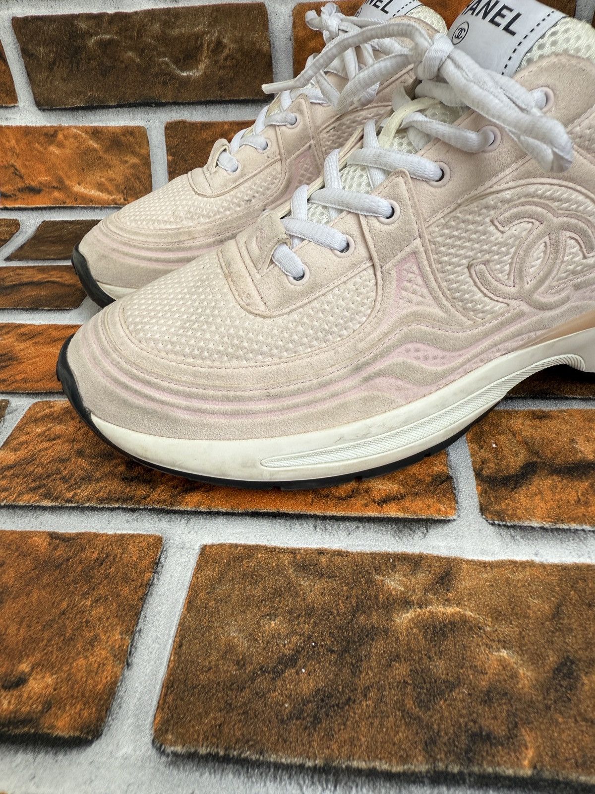 Chanel 🔥CC Logo trainers Size US 7.5 / IT 37.5 - 4 Thumbnail