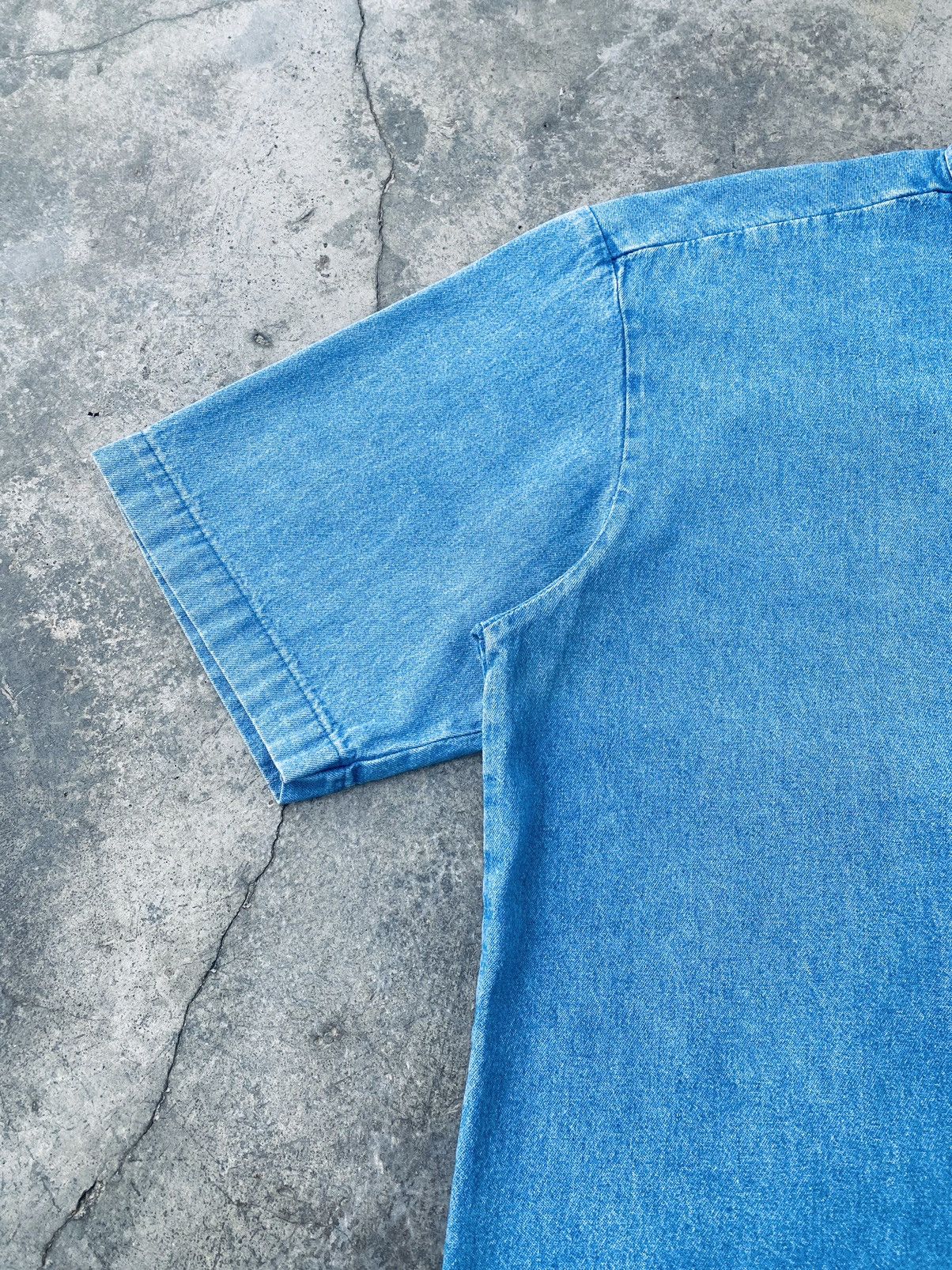 Dickies Vintage Dickies Distressed Denim Shirt Size US L / EU 52-54 / 3 - 9 Thumbnail