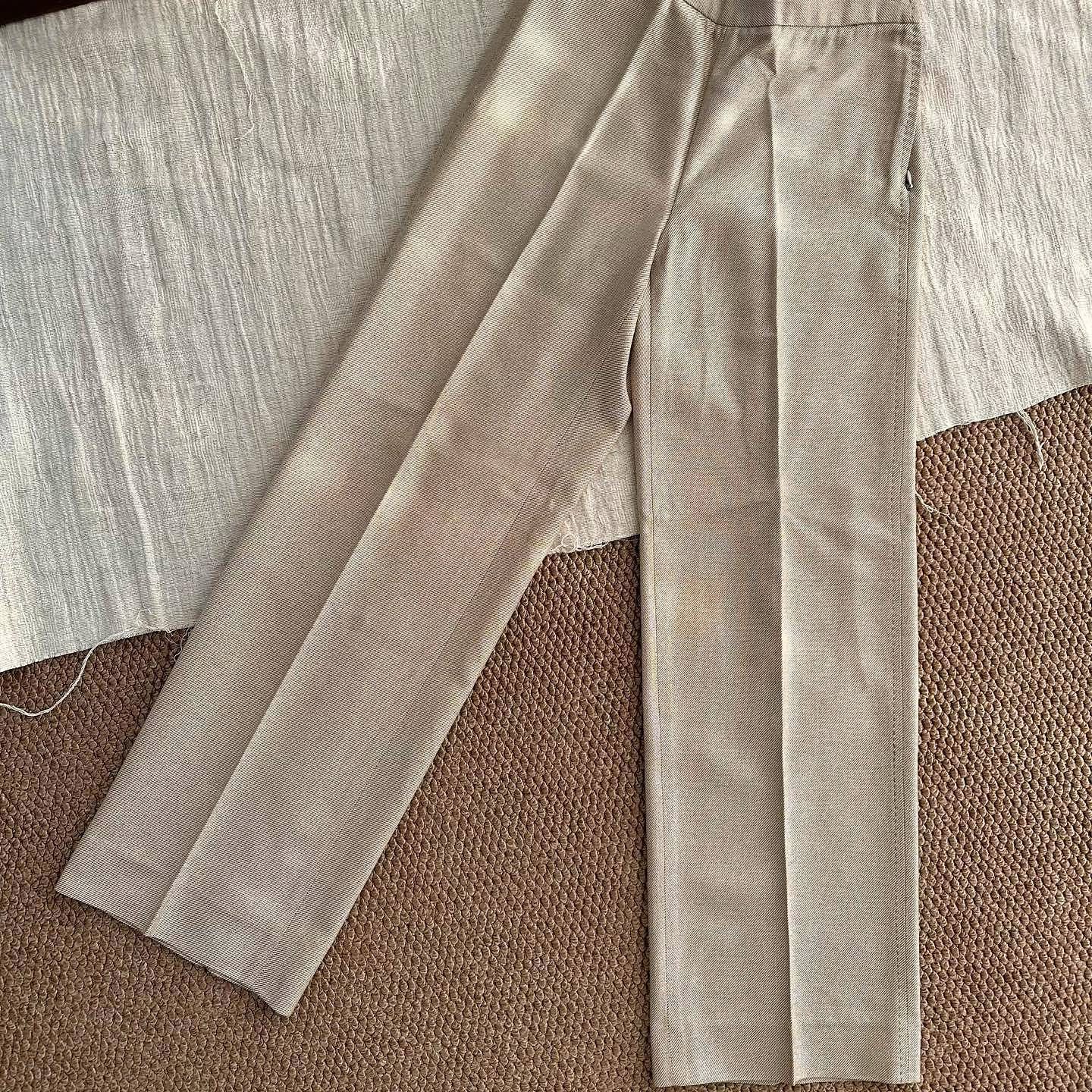 Loro Piana Loro Piana 100% Silk Trousers Size 38 Size 26" / US 2 / IT 38 - 1 Thumbnail