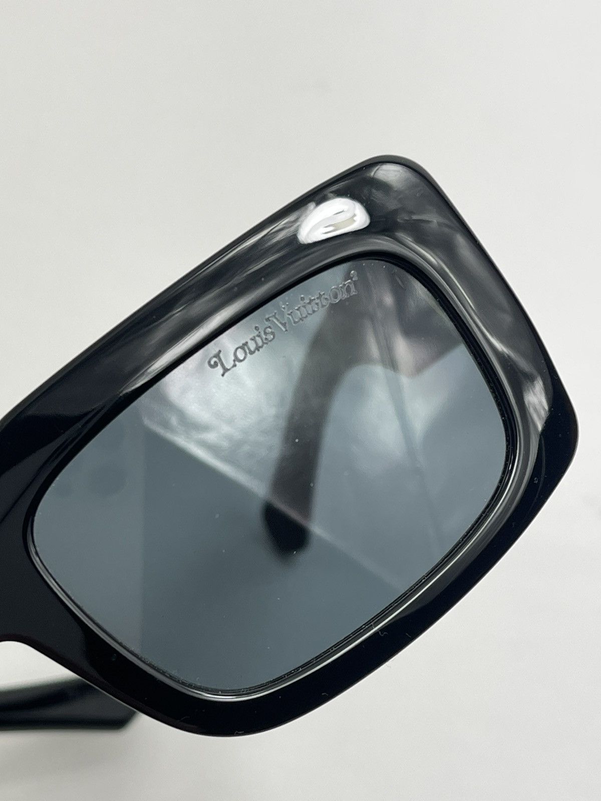 Louis Vuitton VIRGIL ABLOH x NIGO LV2 BLACK RARE SUNGLASSES Size ONE SIZE - 4 Thumbnail