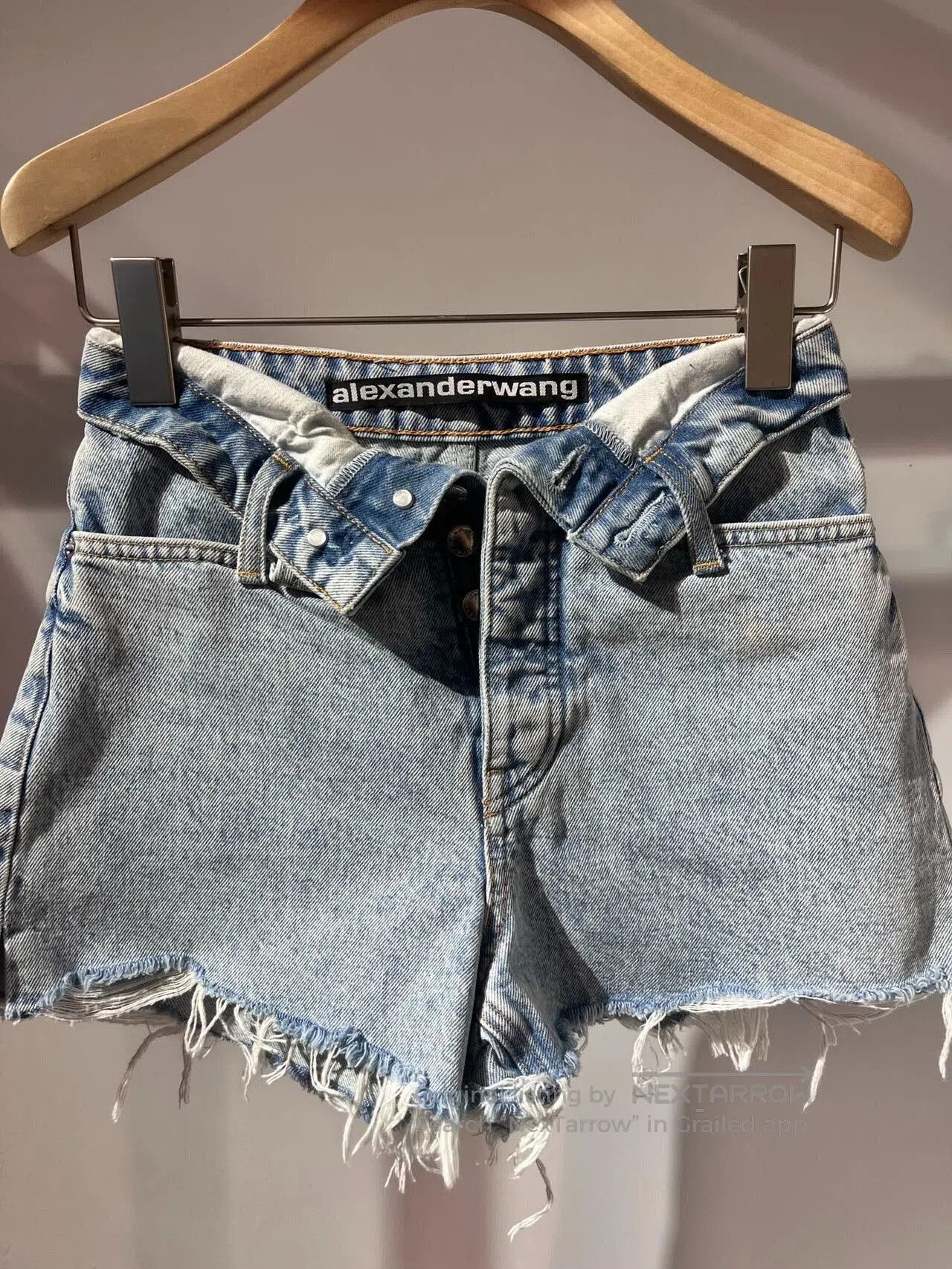 Alexander Wang Alexander Wang Women's Denim Shorts. Size 25" / US 0 / IT 36 - 1 Thumbnail