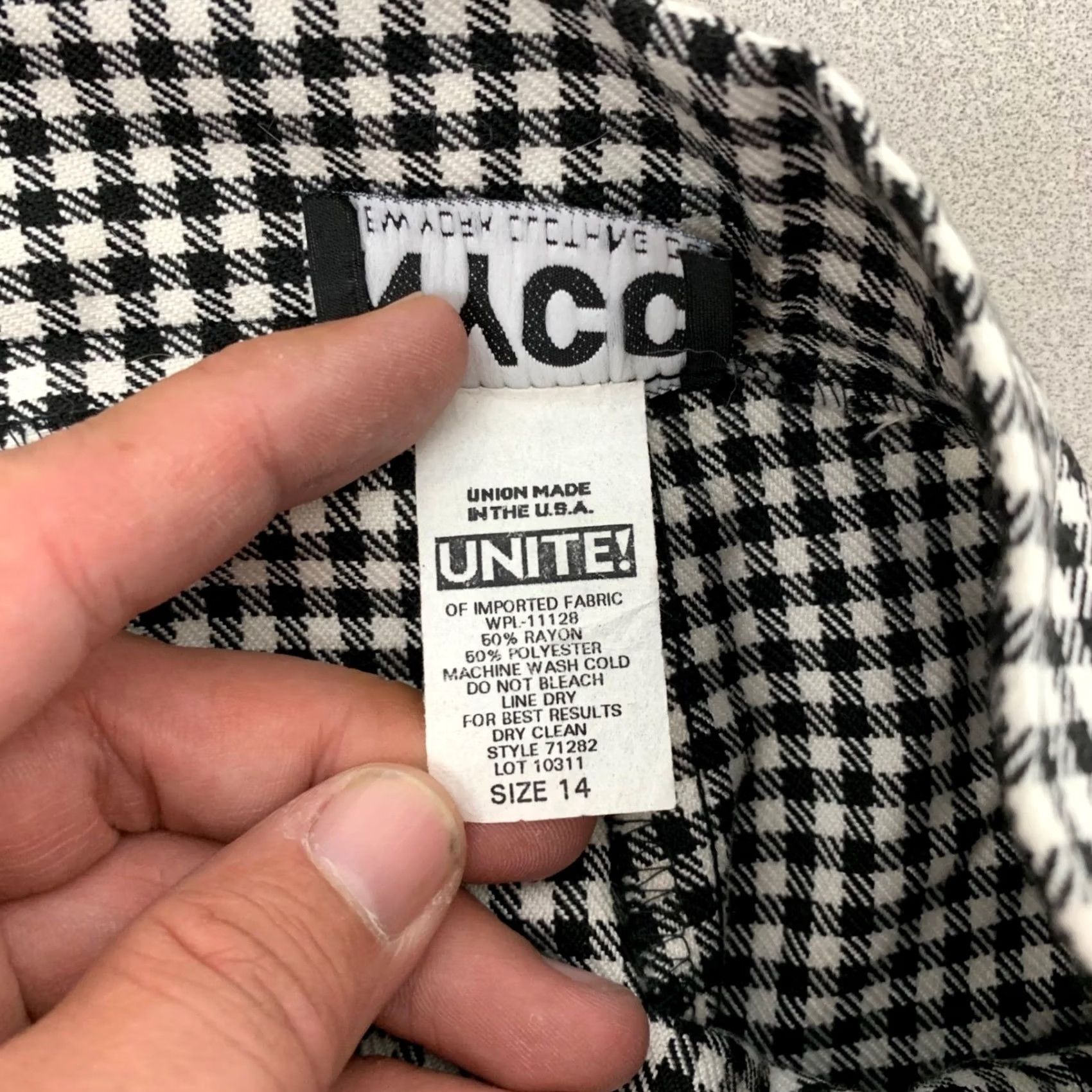 Vintage VINTAGE NYCC Mini Skirt Womens 14 Black White Gingham Check Button Front USA Size 36" / US 14 / IT 50 - 3 Thumbnail