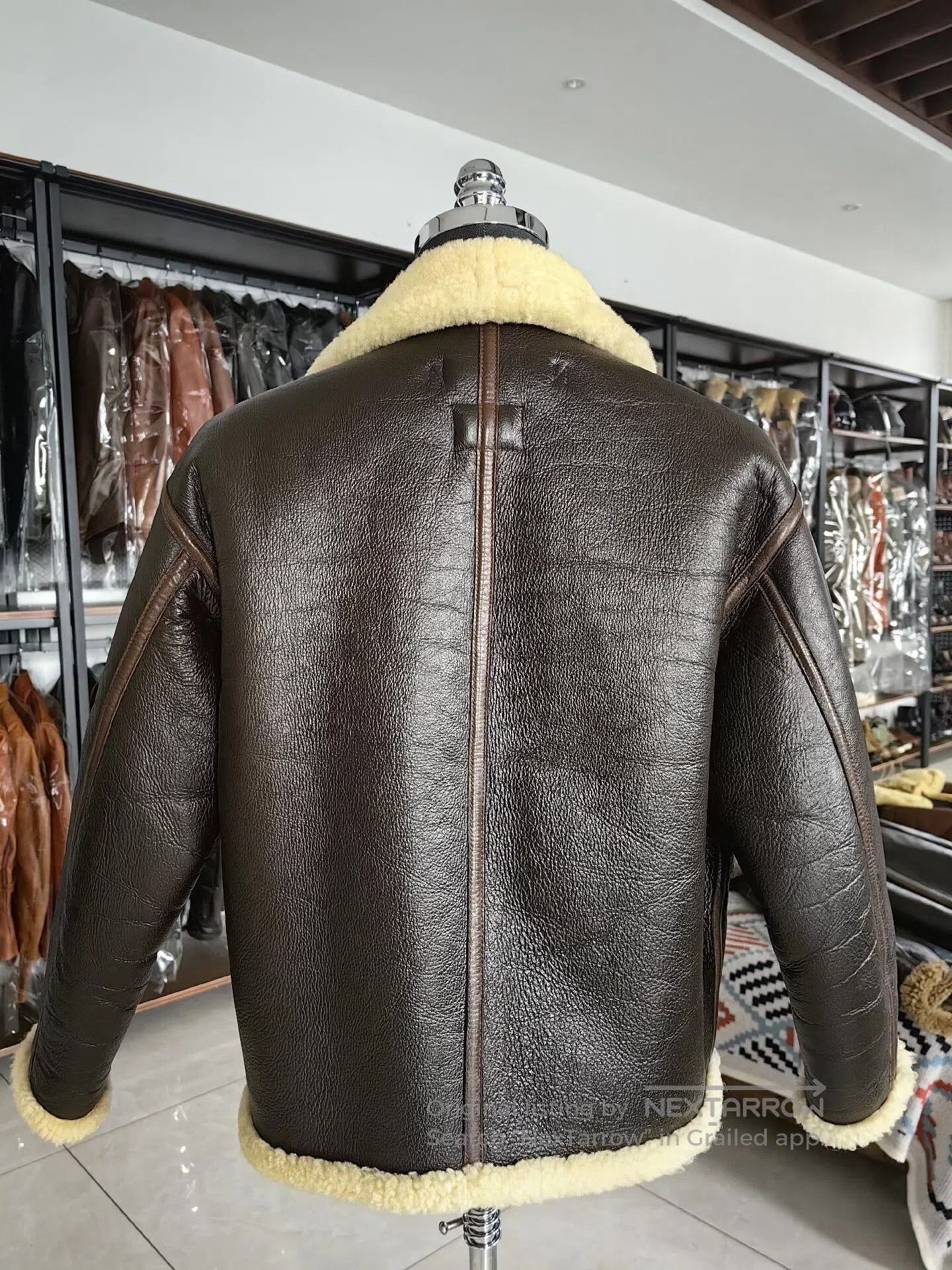 The Real McCoy's real mccoys D1 flight jacket sheepskin. Size US S / EU 44-46 / 1 - 3 Thumbnail