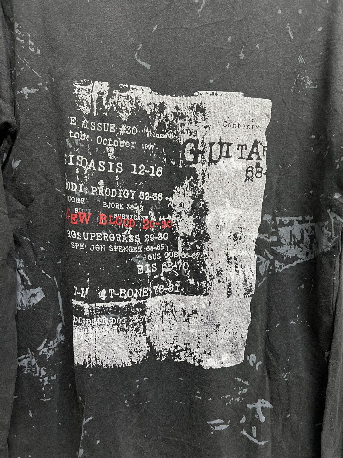 Band Tees × Vintage Vintage 90’s Magazine Issue Bjork Supergrass T Bones Band Size US M / EU 48-50 / 2 - 5 Thumbnail