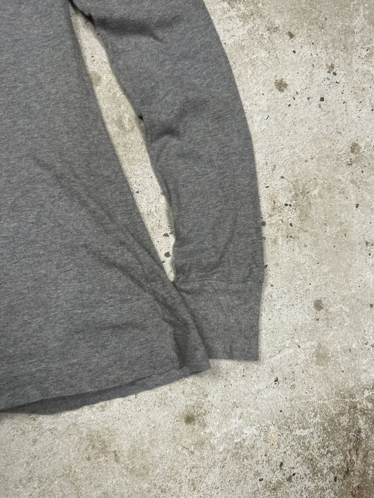 Dolce & Gabbana 2010s Dolce & Gabbana Catholic Grey Long Sleeve Tee Size S / US 4 / IT 40 - 11 Thumbnail