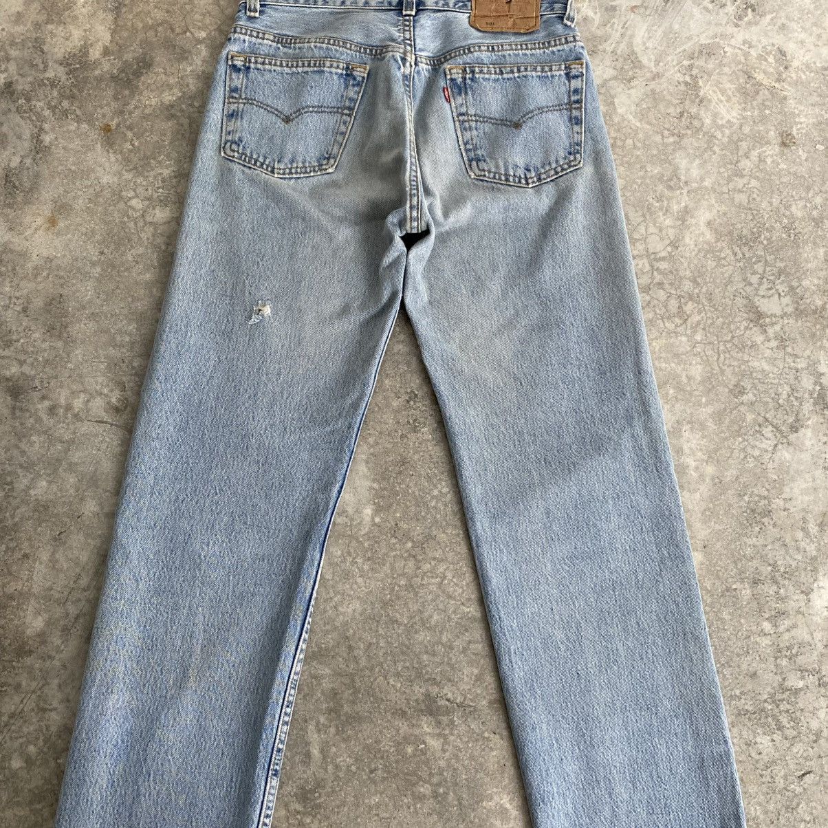 Levi's Size 29x32.5 Vintage 1993 Levis 501 Light Blue Denim Jeans Size US 29 - 14 Thumbnail