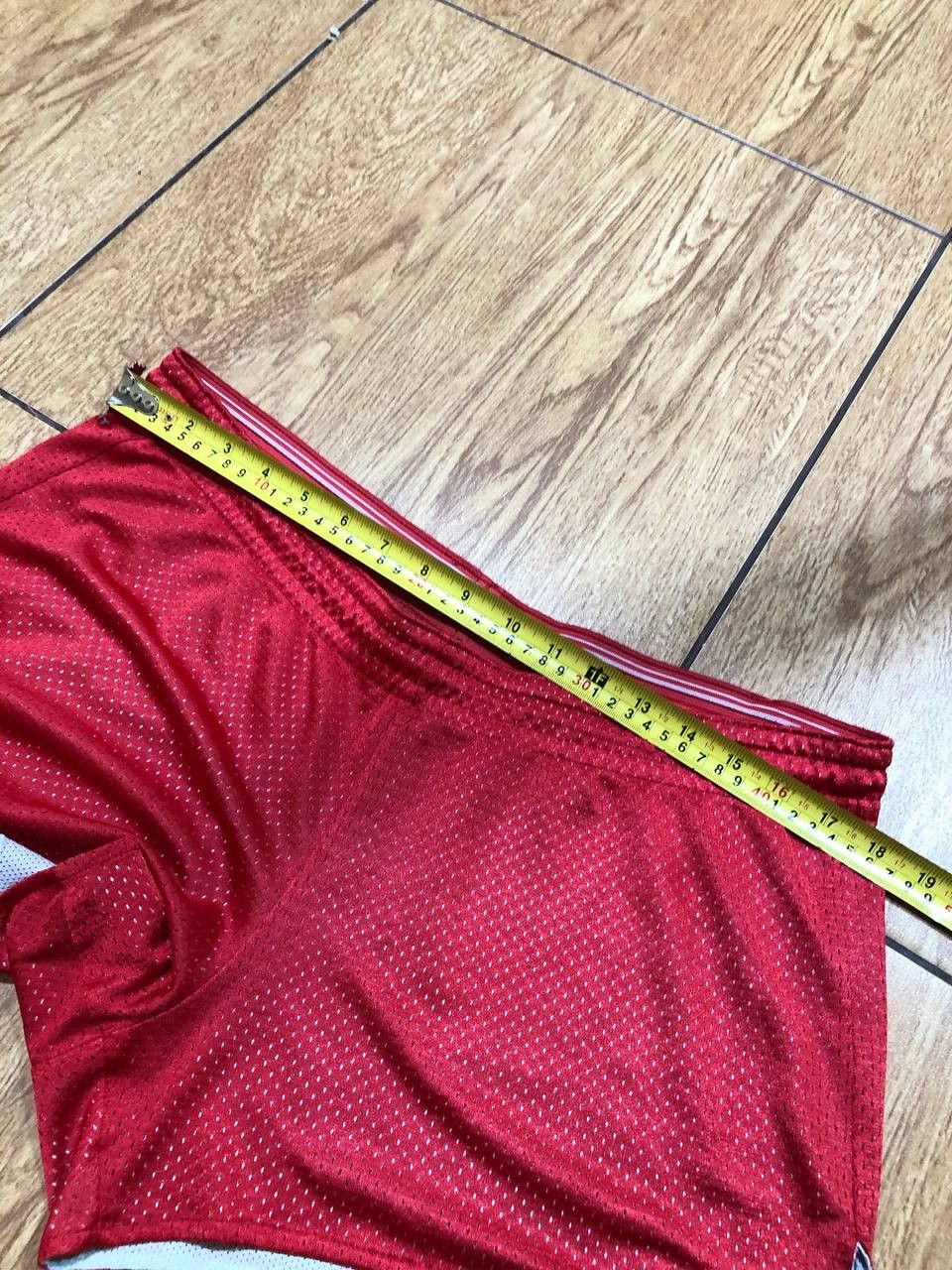 Nike streetwear shorts red NIKE logo Vintage crazy Y2K size M Size 32" / US 10 / IT 46 - 14 Thumbnail