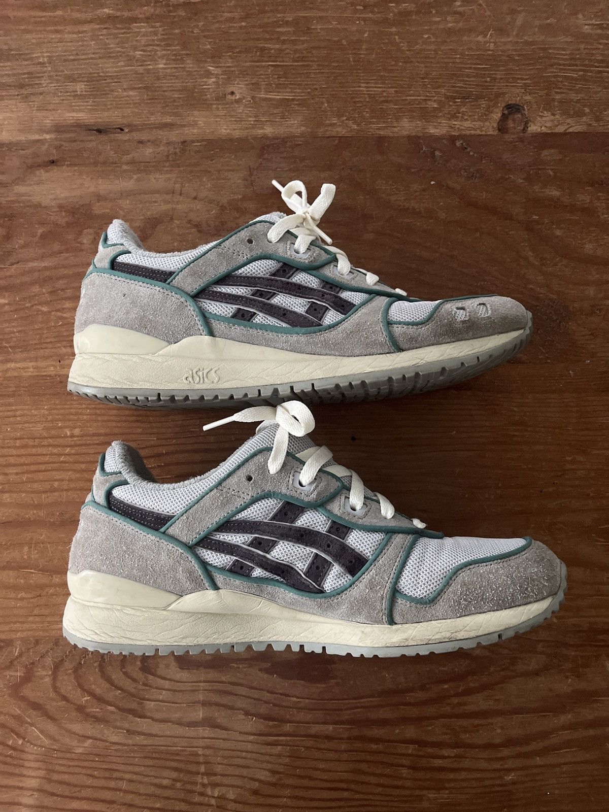 Asics × Pleasures ASICS x PLEASURES GEL LYTE III Size US 9 / EU 42 - 2 Thumbnail