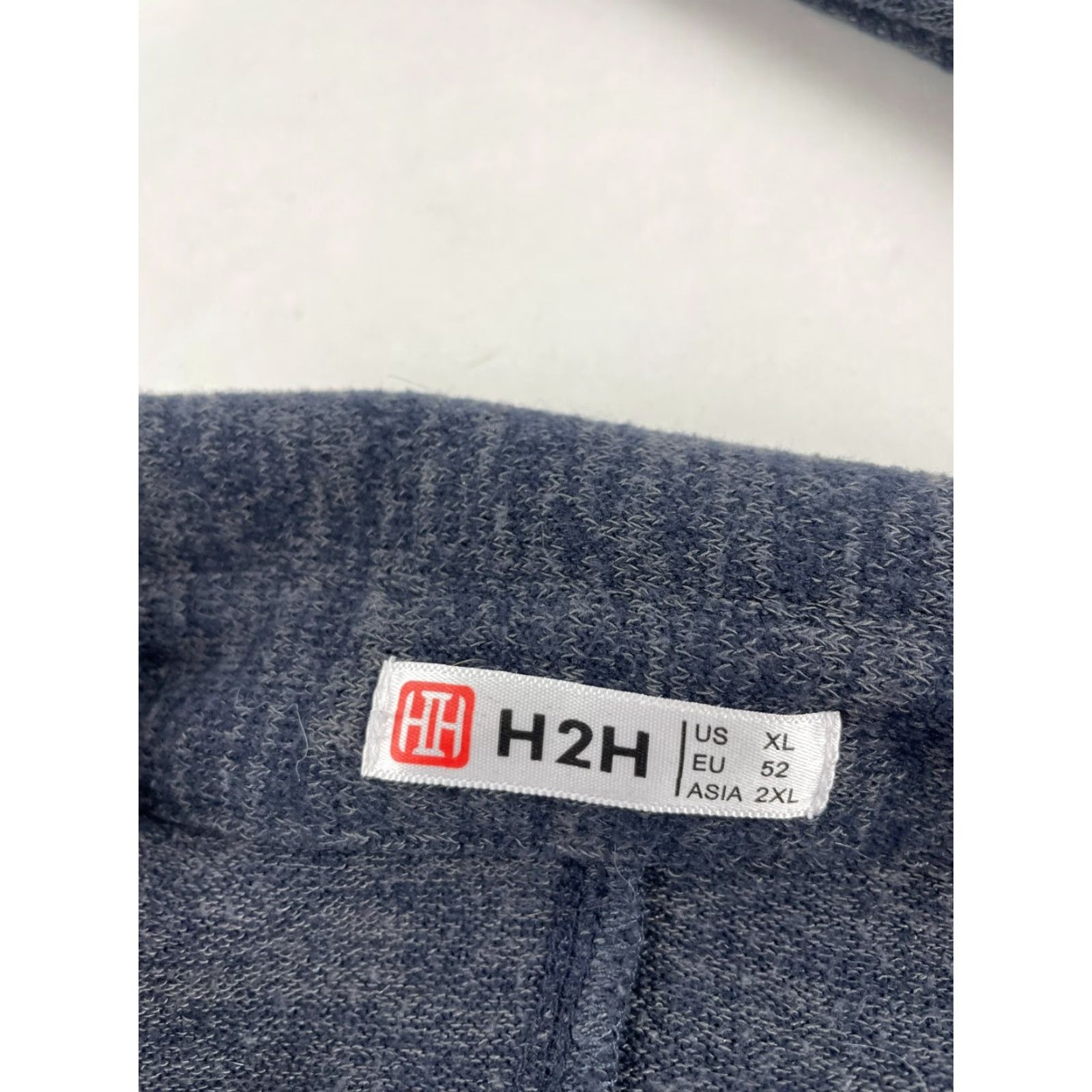 Vintage H2H Sweater Men XL Gray Navy Pullover 1/4 Button Long Sleeve Knit Polo Knit Collared Pullover Modern 1/4 Button Up Size US XL / EU 56 / 4 - 6 Thumbnail
