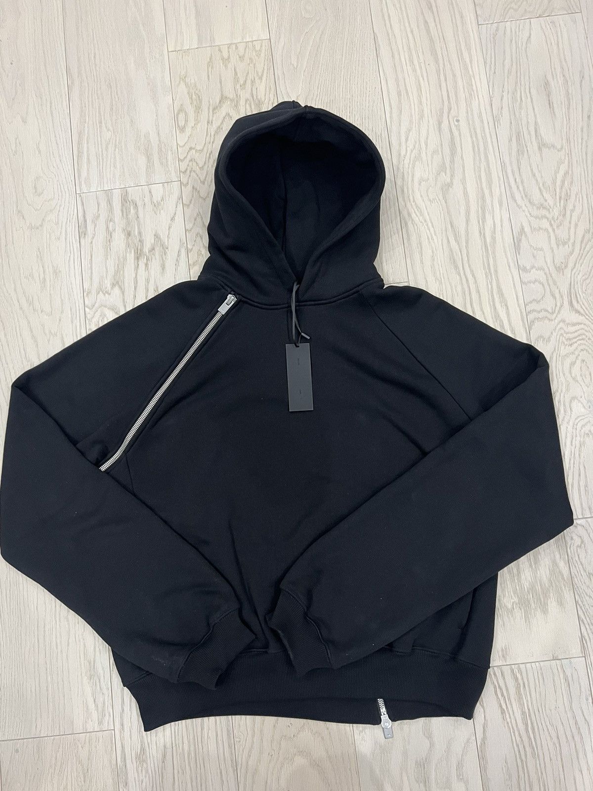 パーカー・フーディ HELIOT EMIL Men Hoodies PRESS25M08073 BLK01 BLACK Heliot Emil HELIOT EMIL Men Hoodies PRESS25M08073 BLK01