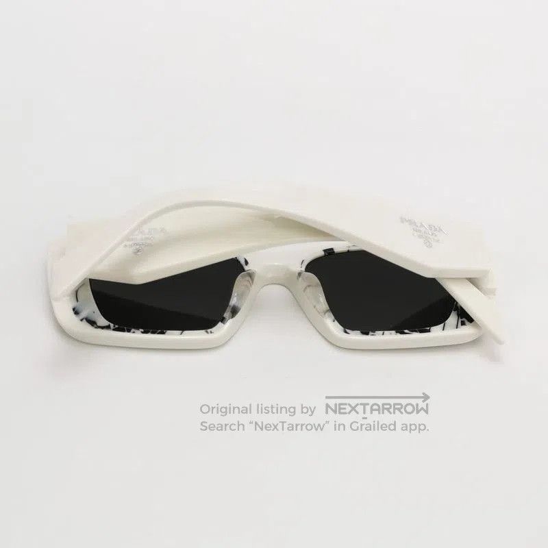 Prada Prada Logo Frame Sunglasses in White. Size ONE SIZE - 2 Thumbnail