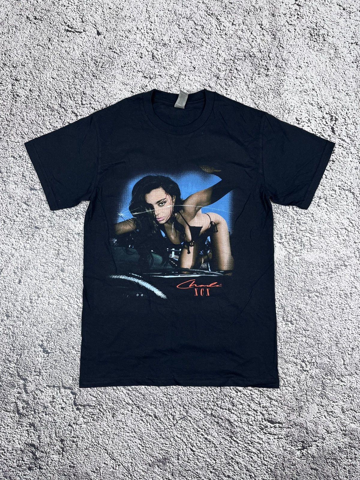 Band Tees Charli XCX Crash The Live Tour 2022 Tee USA Rare Size US S / EU 44-46 / 1 - 1 Thumbnail