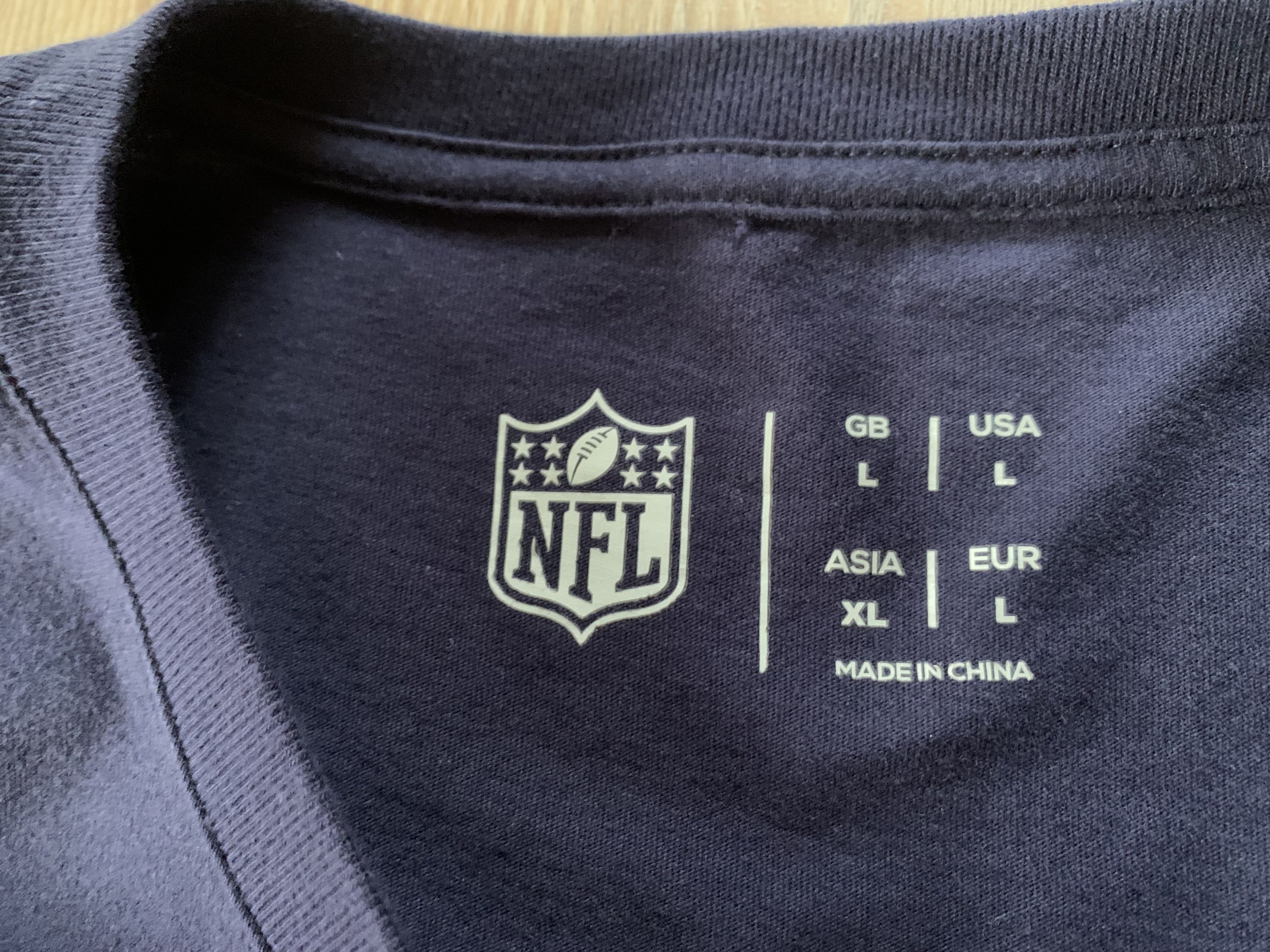 NFL NFL New England Patriots Cotton T Shirt Size US L / EU 52-54 / 3 - 7 Thumbnail