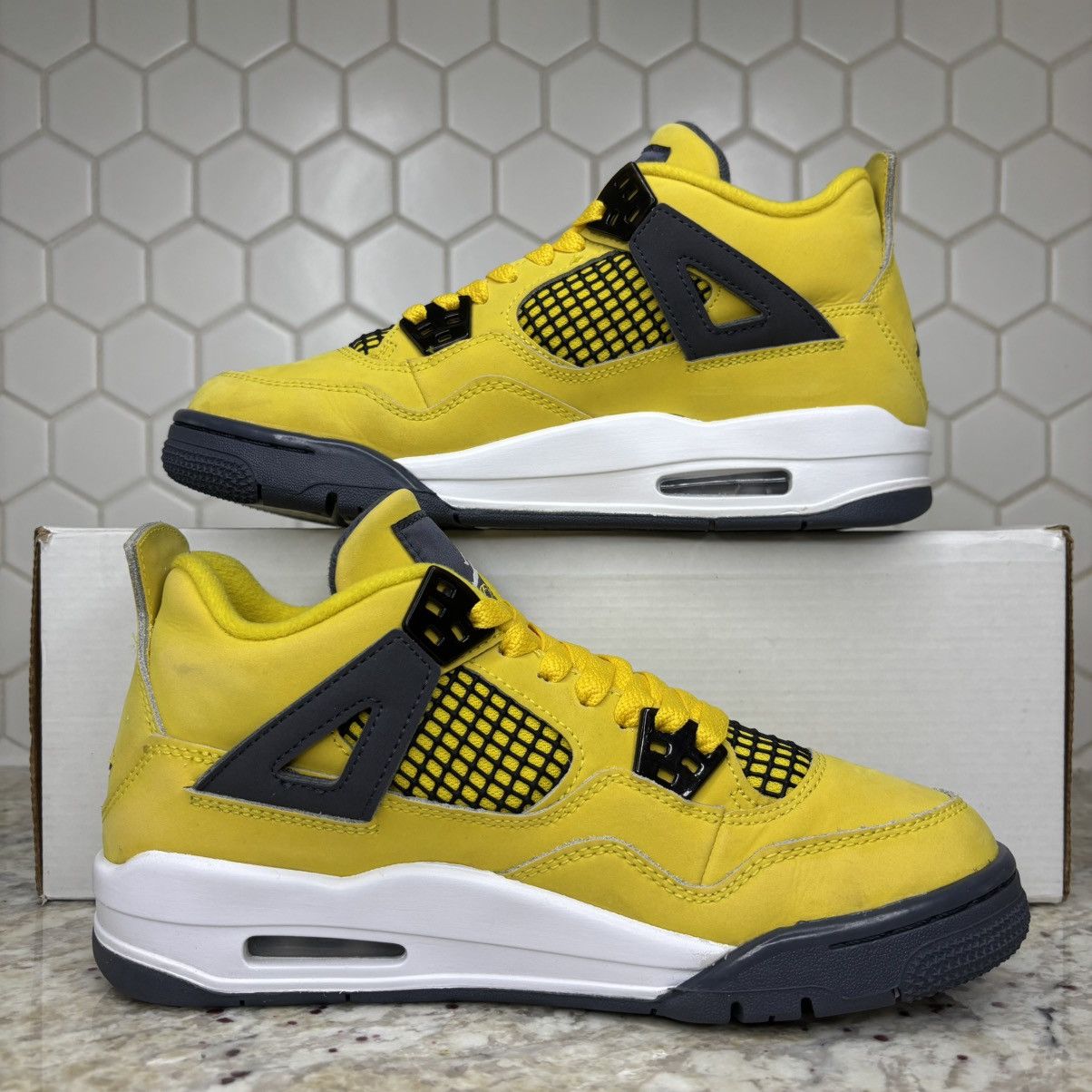 Jordan Brand Size 5.5-Jordan 4 Lightning (2021) CLEAN NO BOX SHIP ASAP Size US 5.5 / EU 38 - 2 Thumbnail