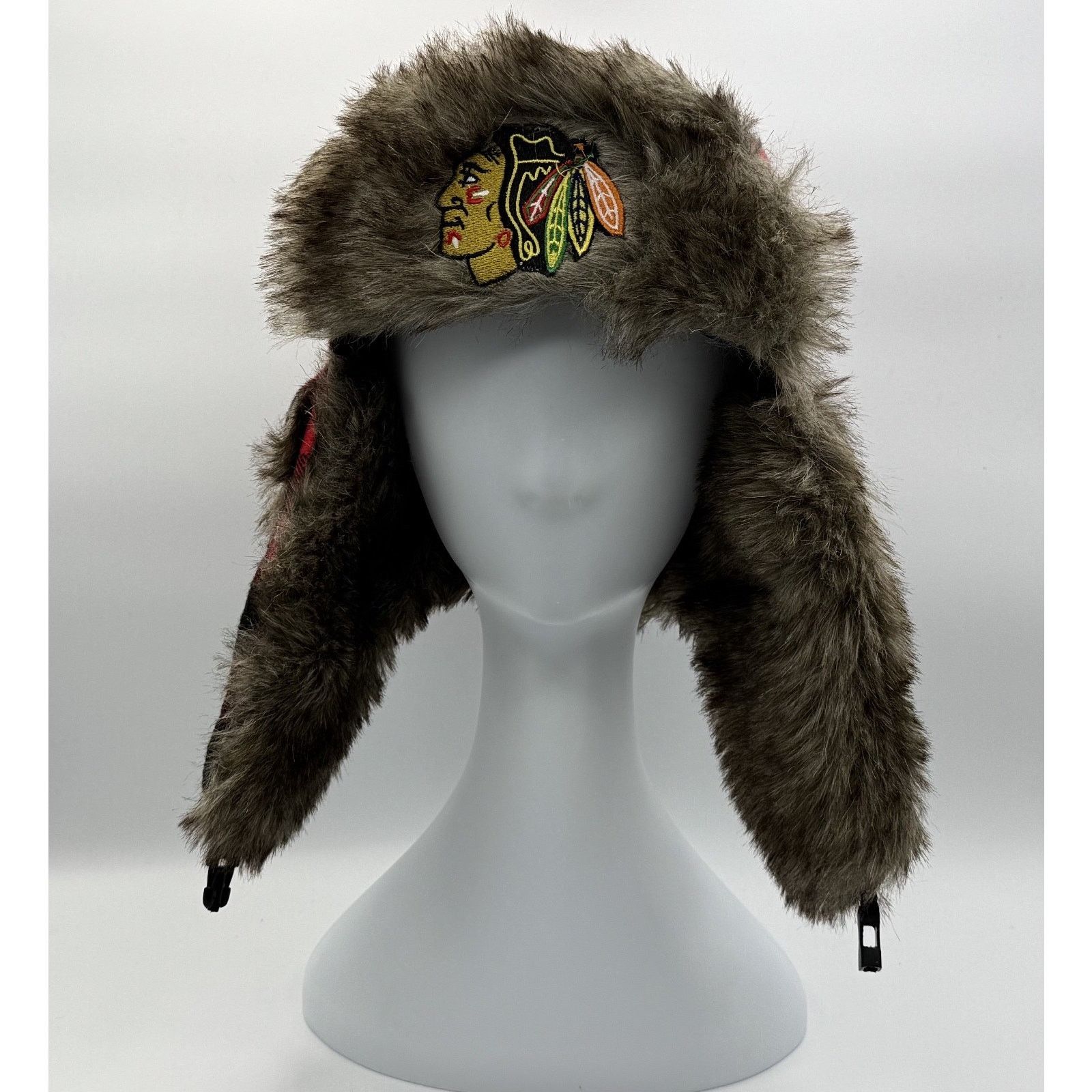 Other Chicago Blackhawks Bud light Game Giveaway Trapper Hat, Red Size ONE SIZE - 1 Thumbnail