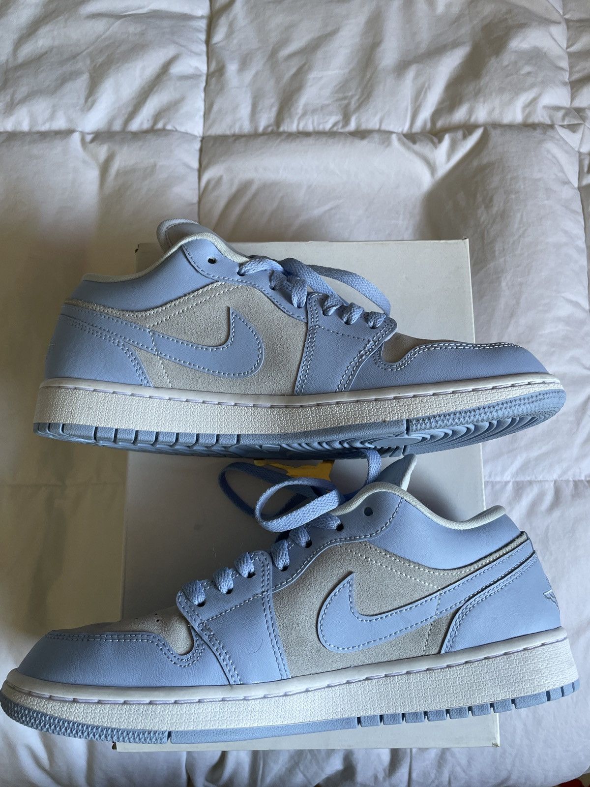 Nike Air Jordan 1 low Size US 8.5 / EU 41-42 - 1 Thumbnail