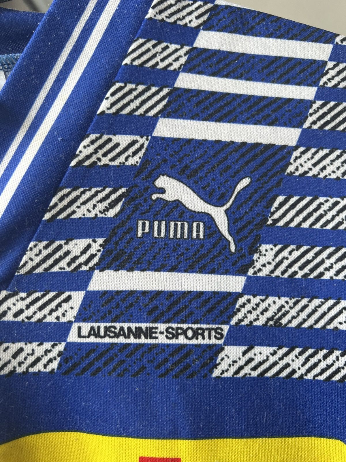 Puma 1991/92 LAUSANNE-SPORT HOME SOCCER JERSEY FOOTBALL SHIRT Size US S / EU 44-46 / 1 - 7 Thumbnail