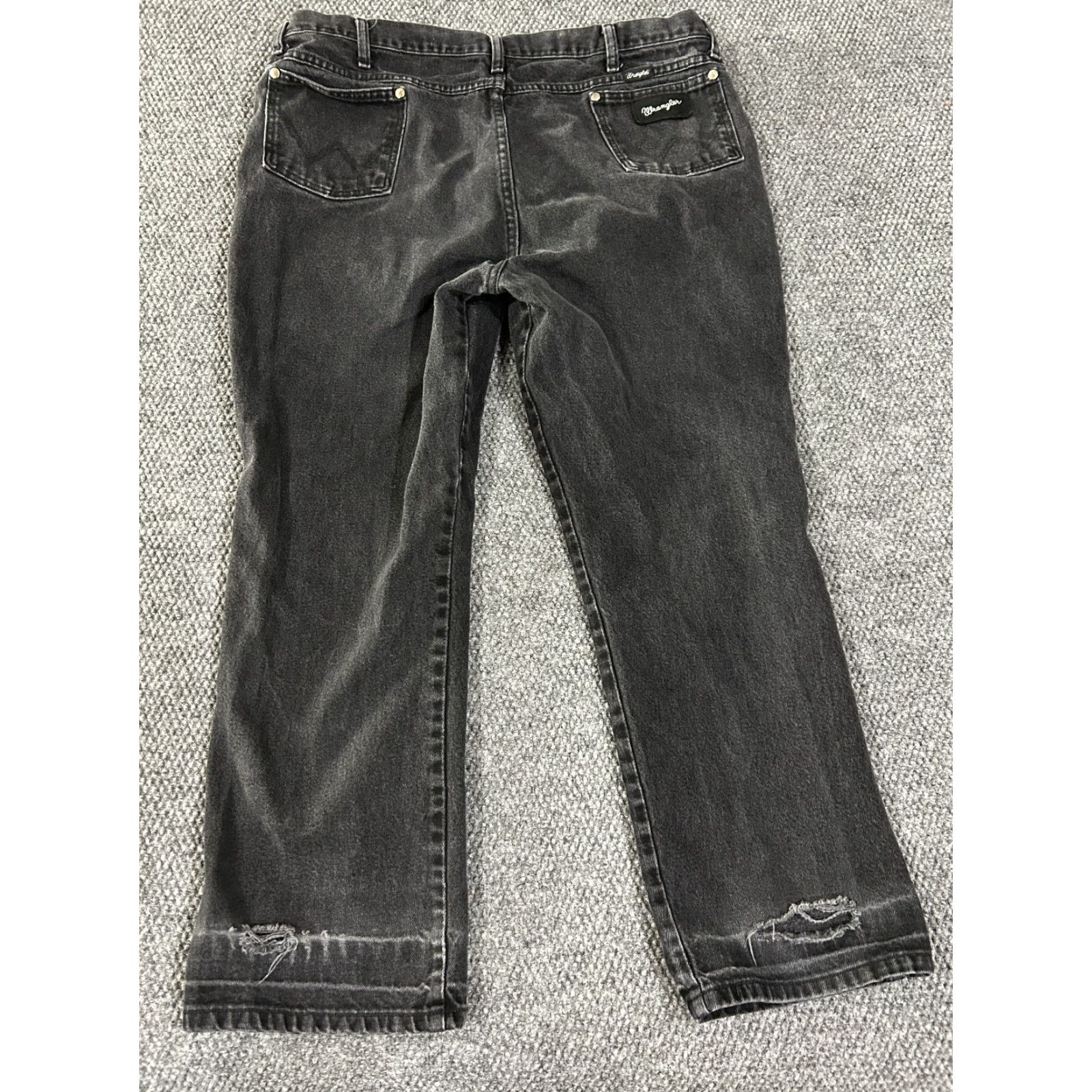 Wrangler Wrangler Jeans Mens 42x30 Black Denim Casual Western 10933sewk Jeans Pants Regular Fit 5-Pocket Solid Cotton Denim Machine Washable Size US 42 / EU 58 - 6 Thumbnail