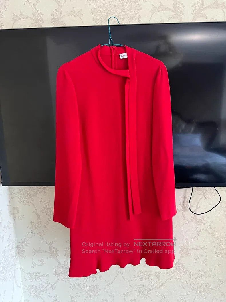 Valentino Valentino dress Size S / US 4 / IT 40 - 1 Thumbnail