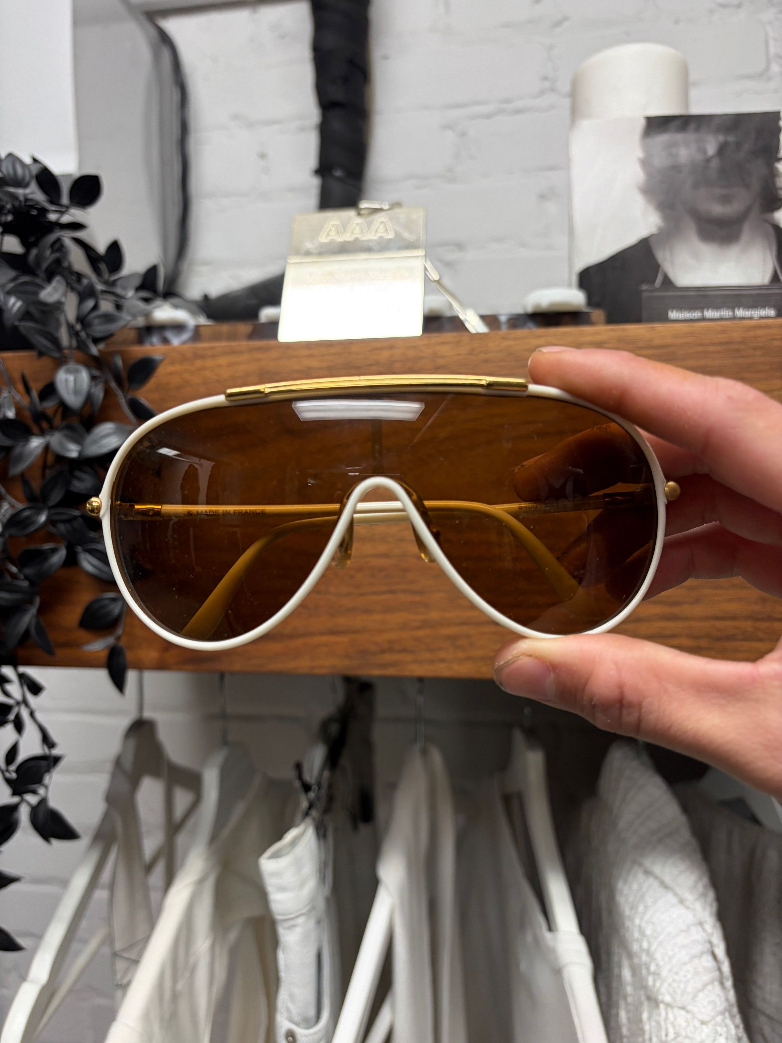 Saint Laurent Paris 2000s Yves Saint Laurent White/Gold ‘Shield’ Sunglasses Size ONE SIZE - 1 Thumbnail
