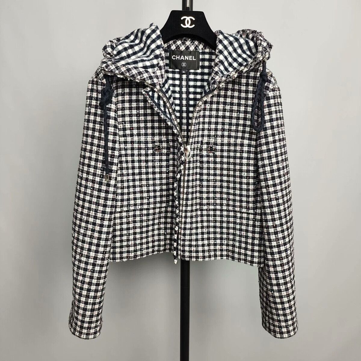 Chanel Chanel 24B Checked Hooded Jacket Size XS / US 0-2 / IT 36-38 - 1 Thumbnail