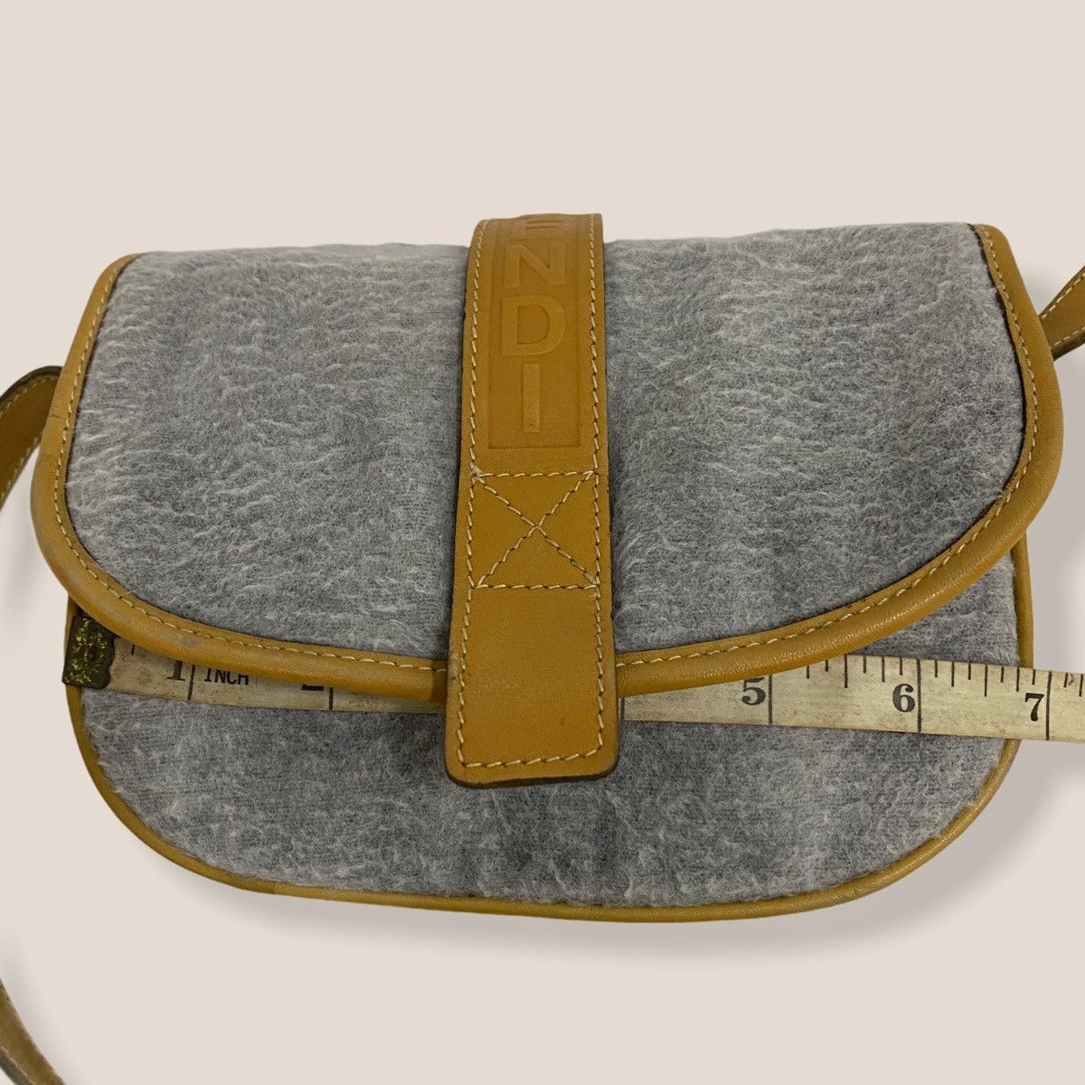 Fendi ‼️LASTDROP‼️ AUTHENTIC FENDI ROMA VINTAGE CROSSBODY BAG Size ONE SIZE - 12 Thumbnail
