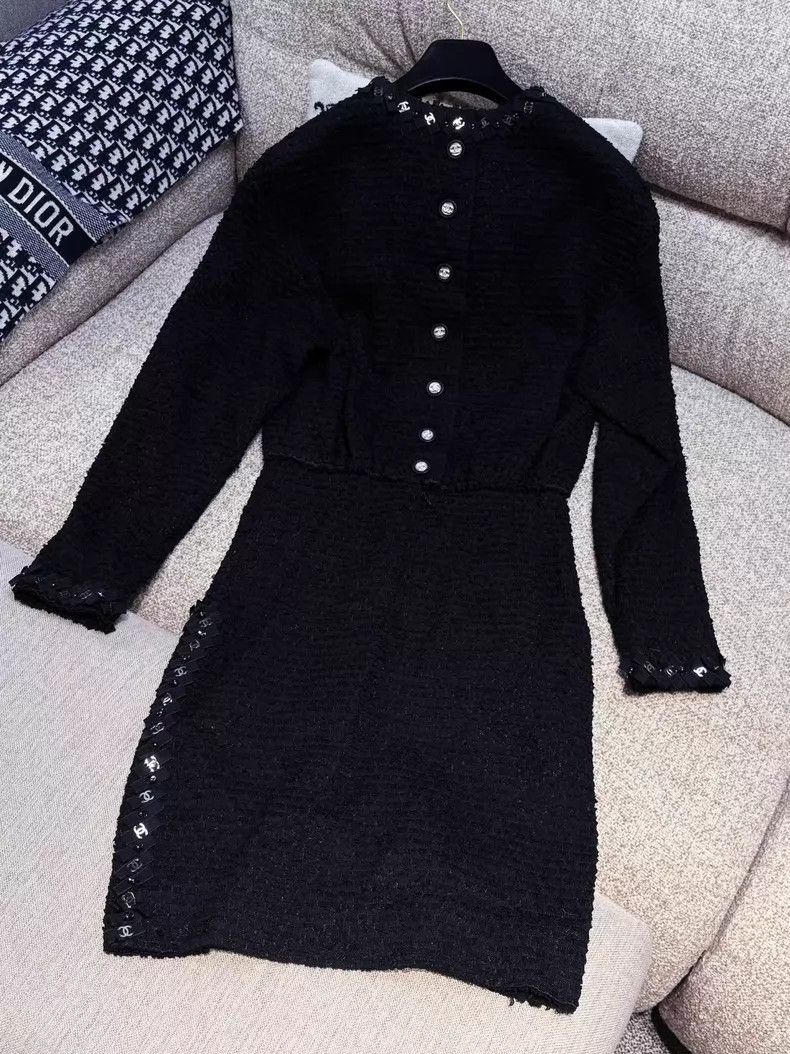 Chanel Chanel Tweed dress Size XS / US 0-2 / IT 36-38 - 2 Thumbnail