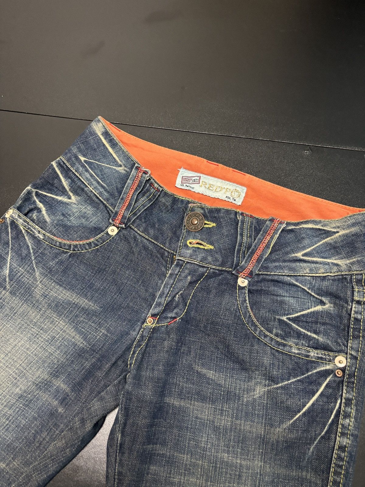Japanese Brand Y2K Red Pepper Wide Flare Denim Jeans Size 30" / US 8 / IT 44 - 4 Thumbnail