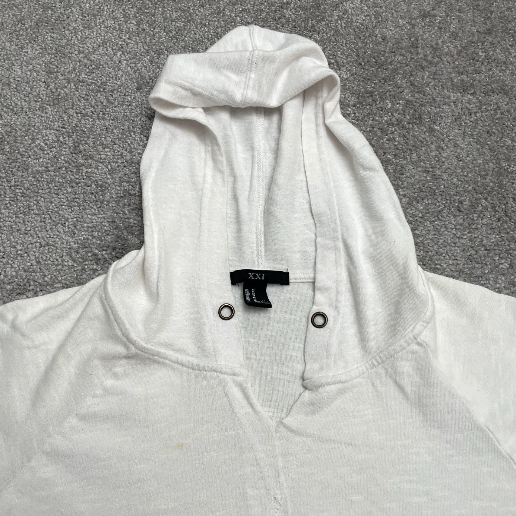 Vintage XXI Cropped Hoodie T-Shirt Womens M White Short Sleeve Cotton Blend Casual Size M / US 6-8 / IT 42-44 - 3 Thumbnail