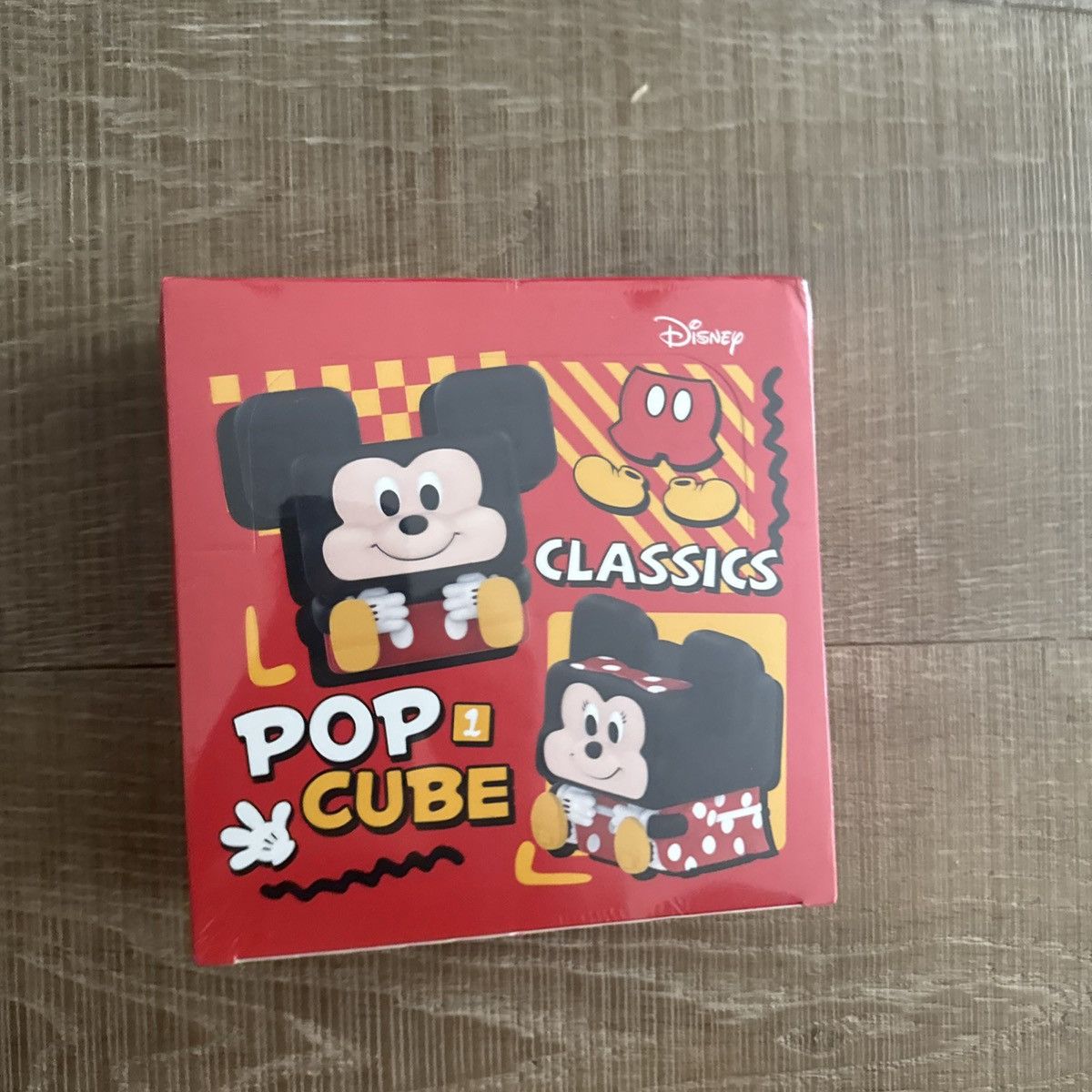 Other pop mart disney classlc ice cubes Size ONE SIZE - 3 Thumbnail