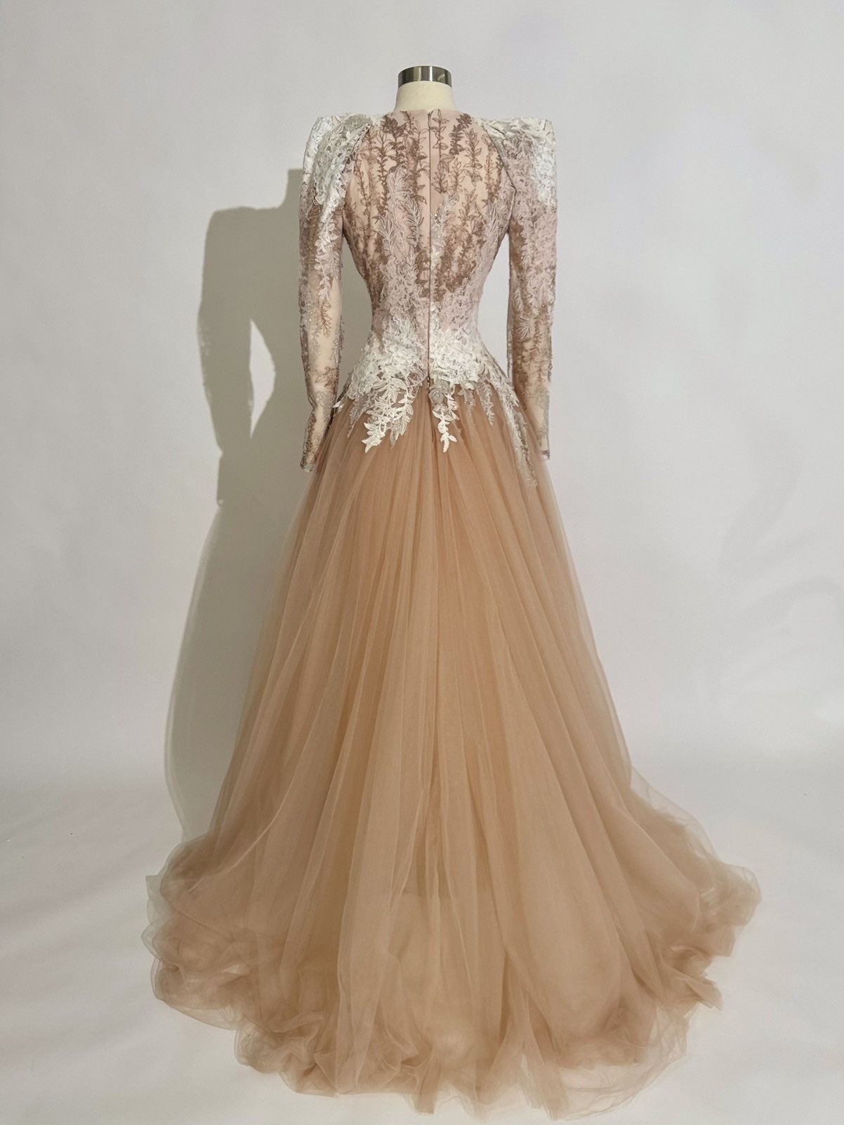 Other Brand New US 8 Gemy Maalouf Puff Sleeves Lacy Maxi Gown Size M / US 6-8 / IT 42-44 - 8 Thumbnail