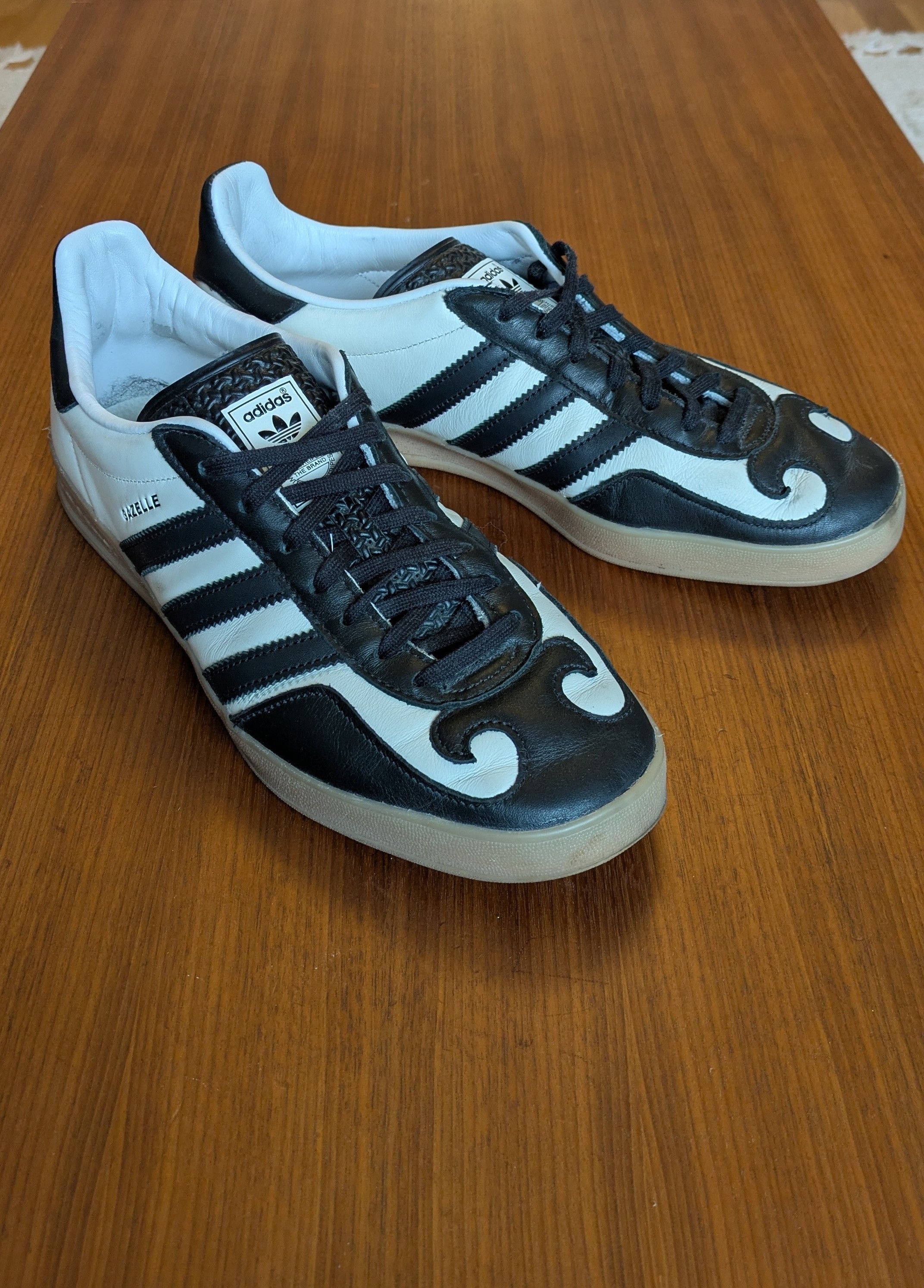 Adidas Adidas Gazelles Leather Sneakers Size US 10 / EU 43 - 1 Thumbnail