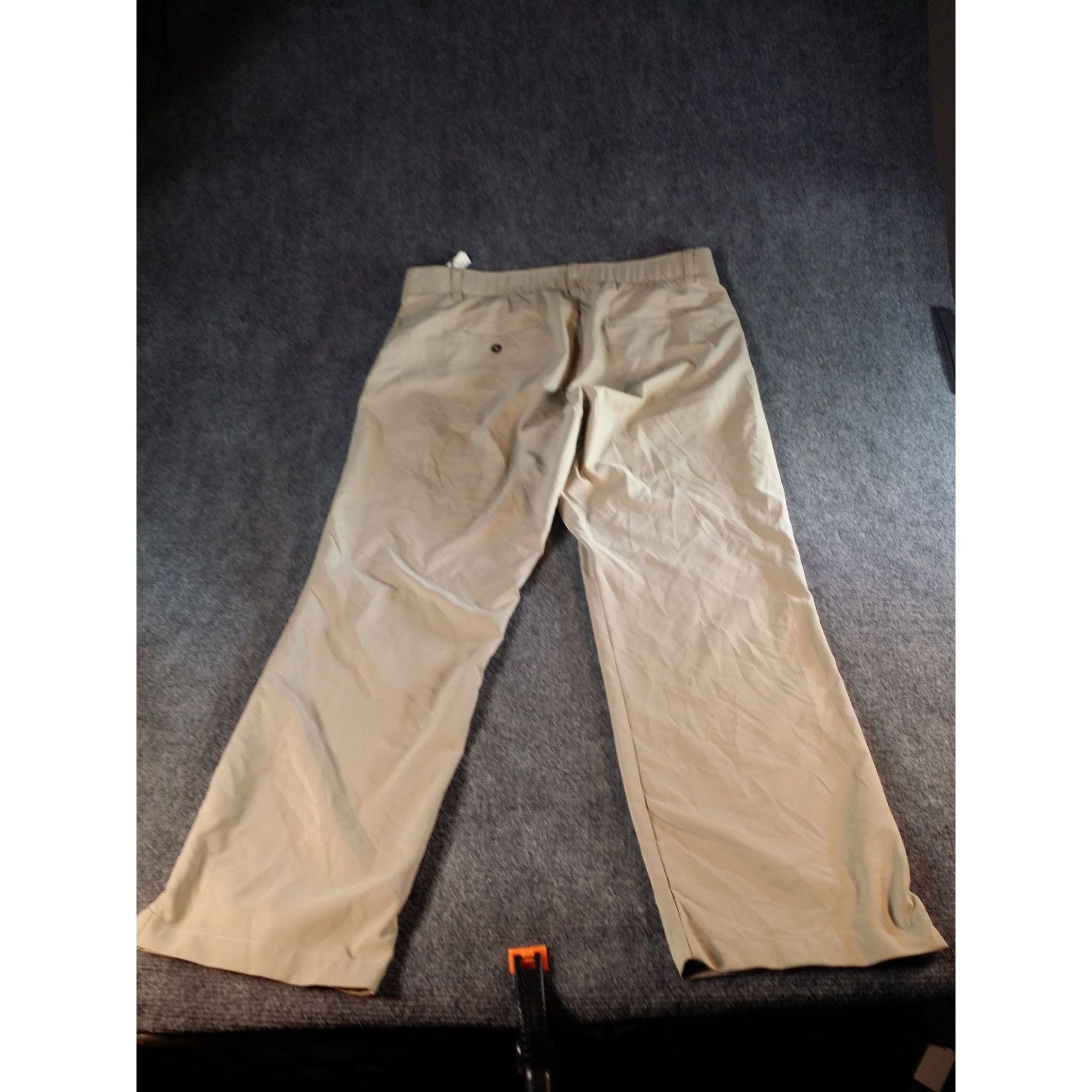 Under Armour Under Armour The Showdown Pants Men Sz 38 / 32 Khaki Casual Size US 38 / EU 54 - 8 Thumbnail