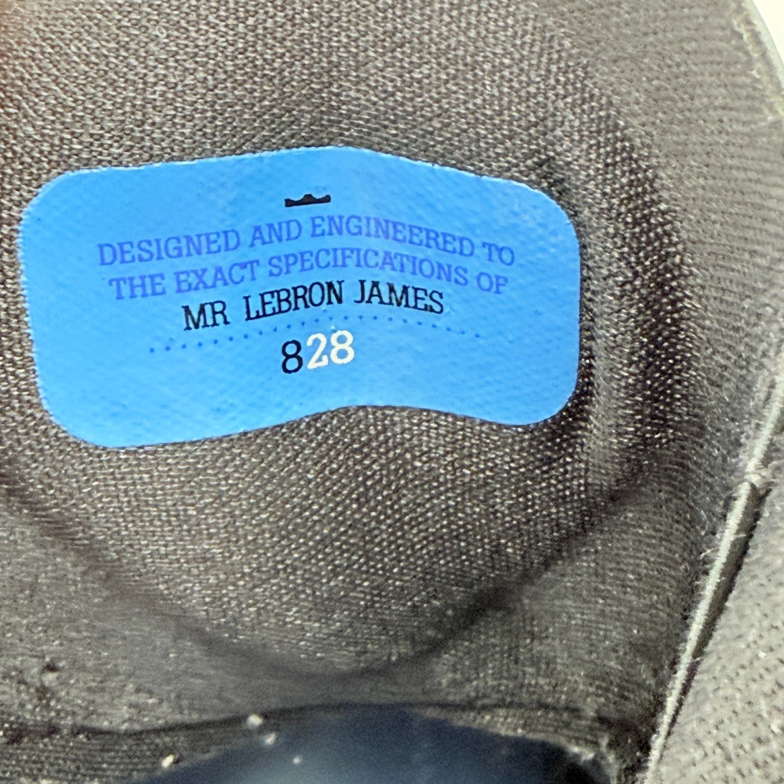 Nike Nike LeBron 8 V/2 Treasure Blue White Black Size US 9 / EU 42 - 3 Thumbnail